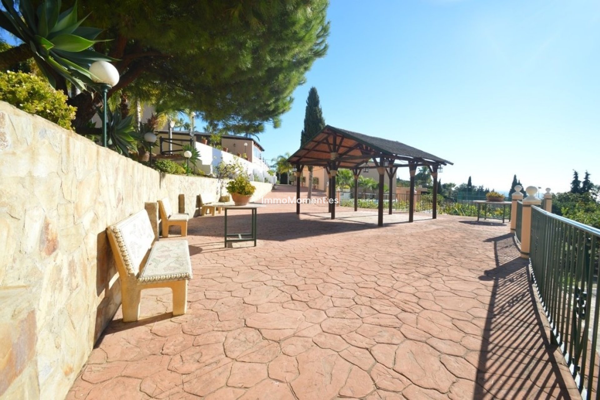 Resale - Detached villa - Benalmadena - Benalmadena Centro