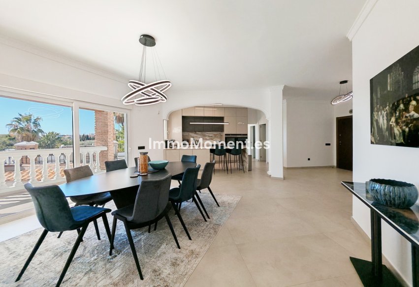 Resale - Detached villa - Benalmadena - Benalmadena Centro