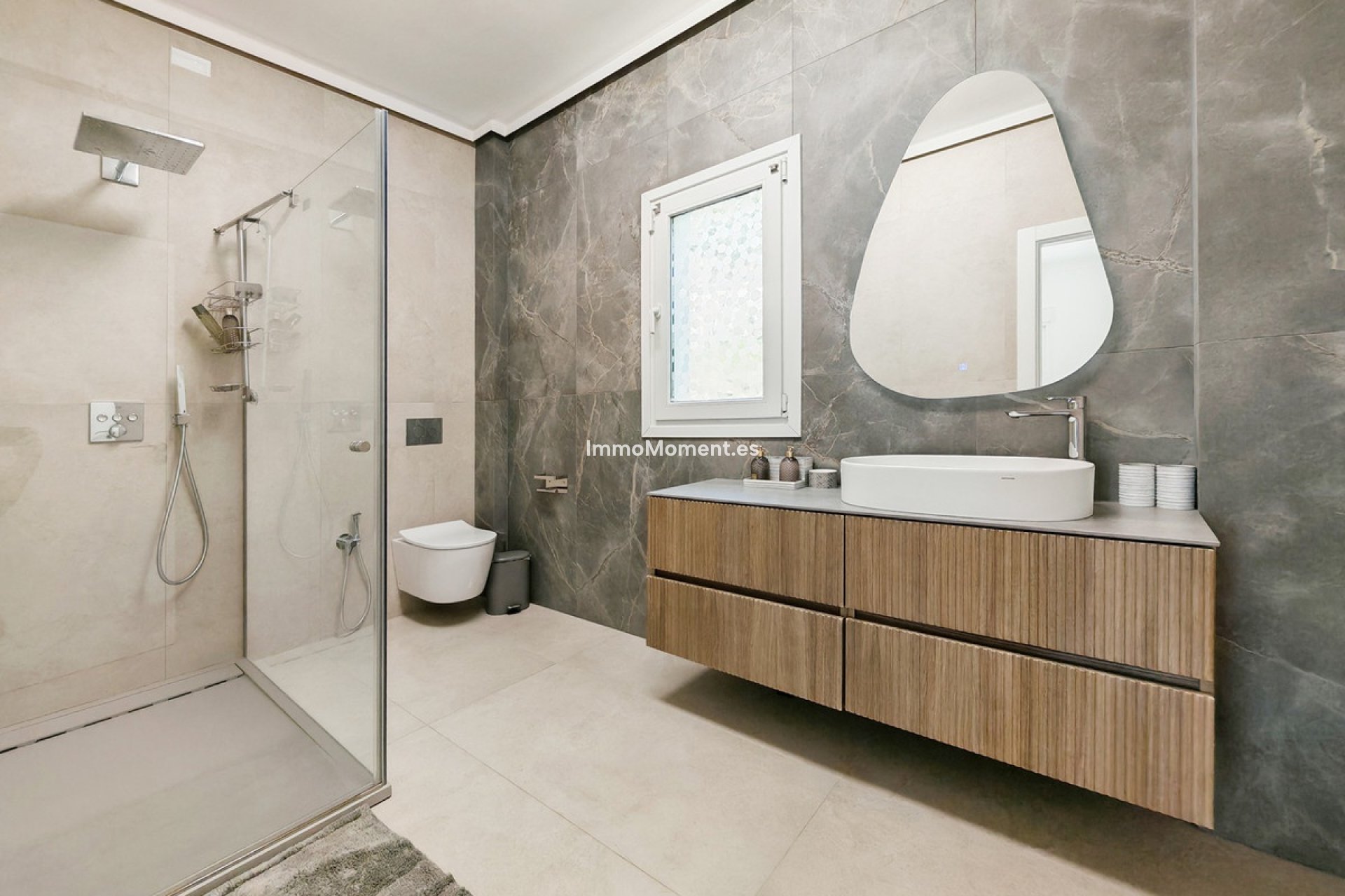 Resale - Detached villa - Benalmadena - Benalmadena Centro