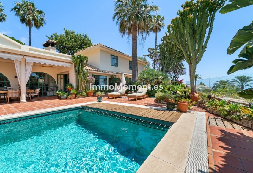 Resale - Detached villa - Benalmadena - Benalmadena Centro