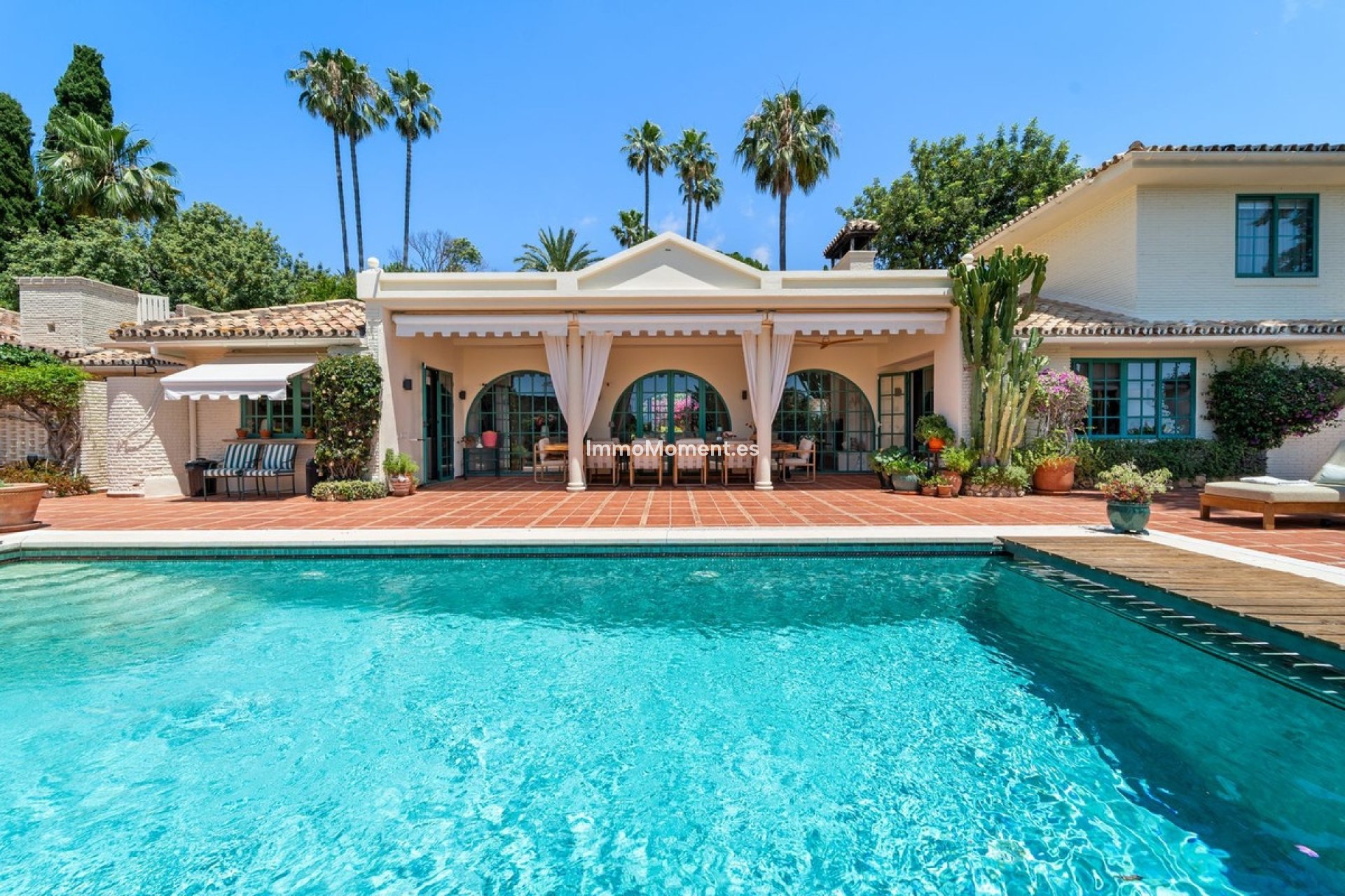 Resale - Detached villa - Benalmadena - Benalmadena Centro