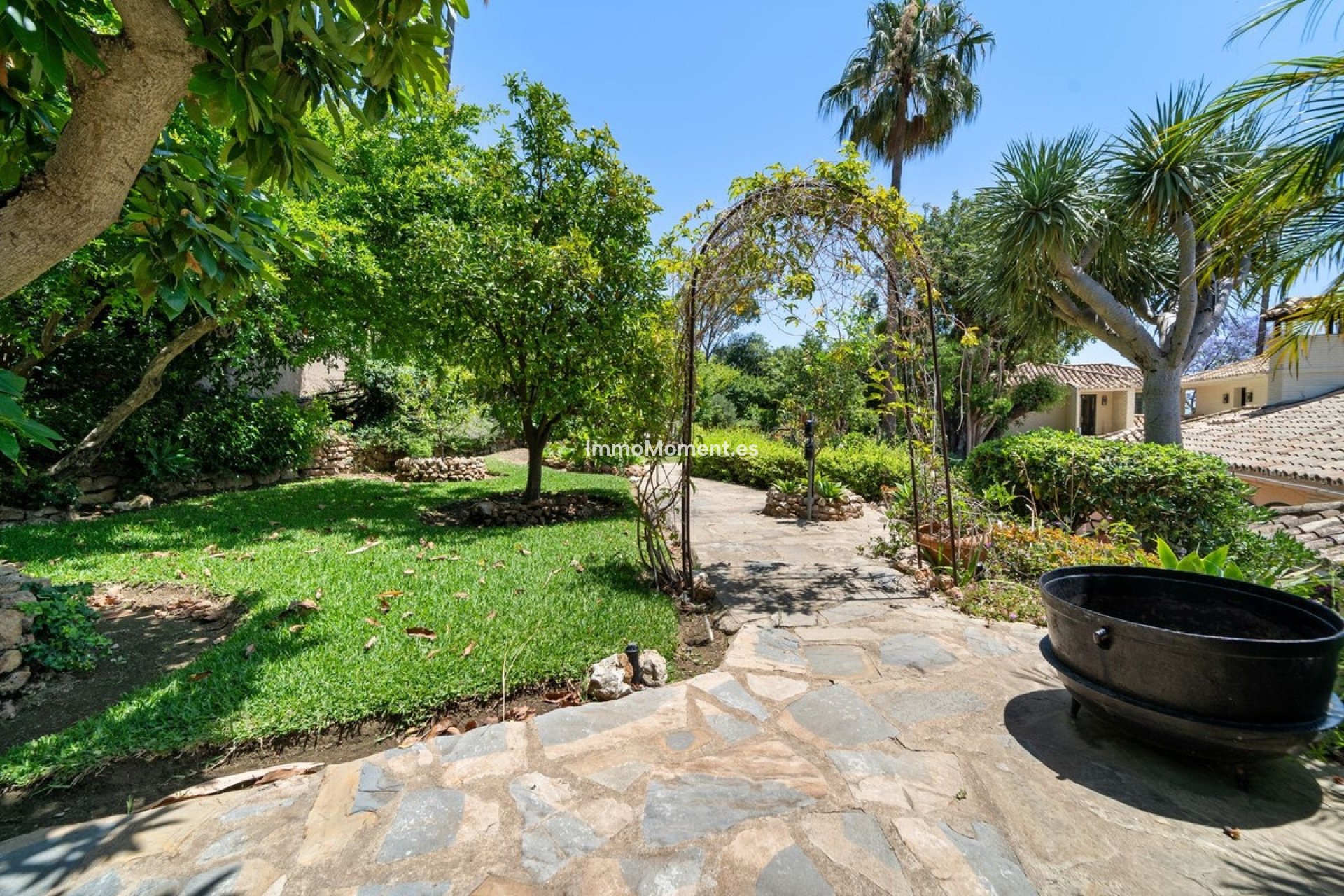Resale - Detached villa - Benalmadena - Benalmadena Centro