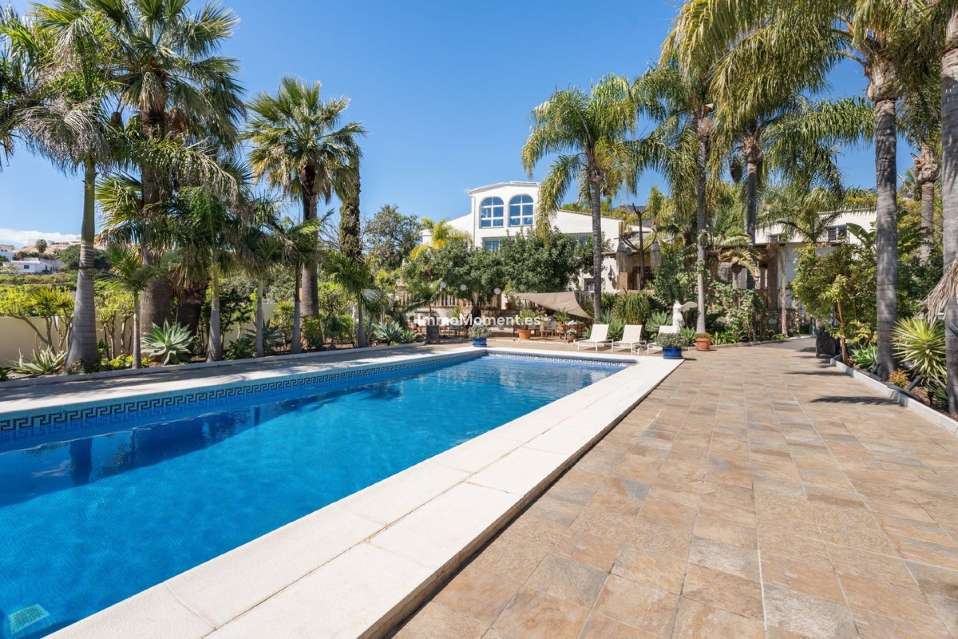Resale - Detached villa - Benalmadena - Benalmadena Centro