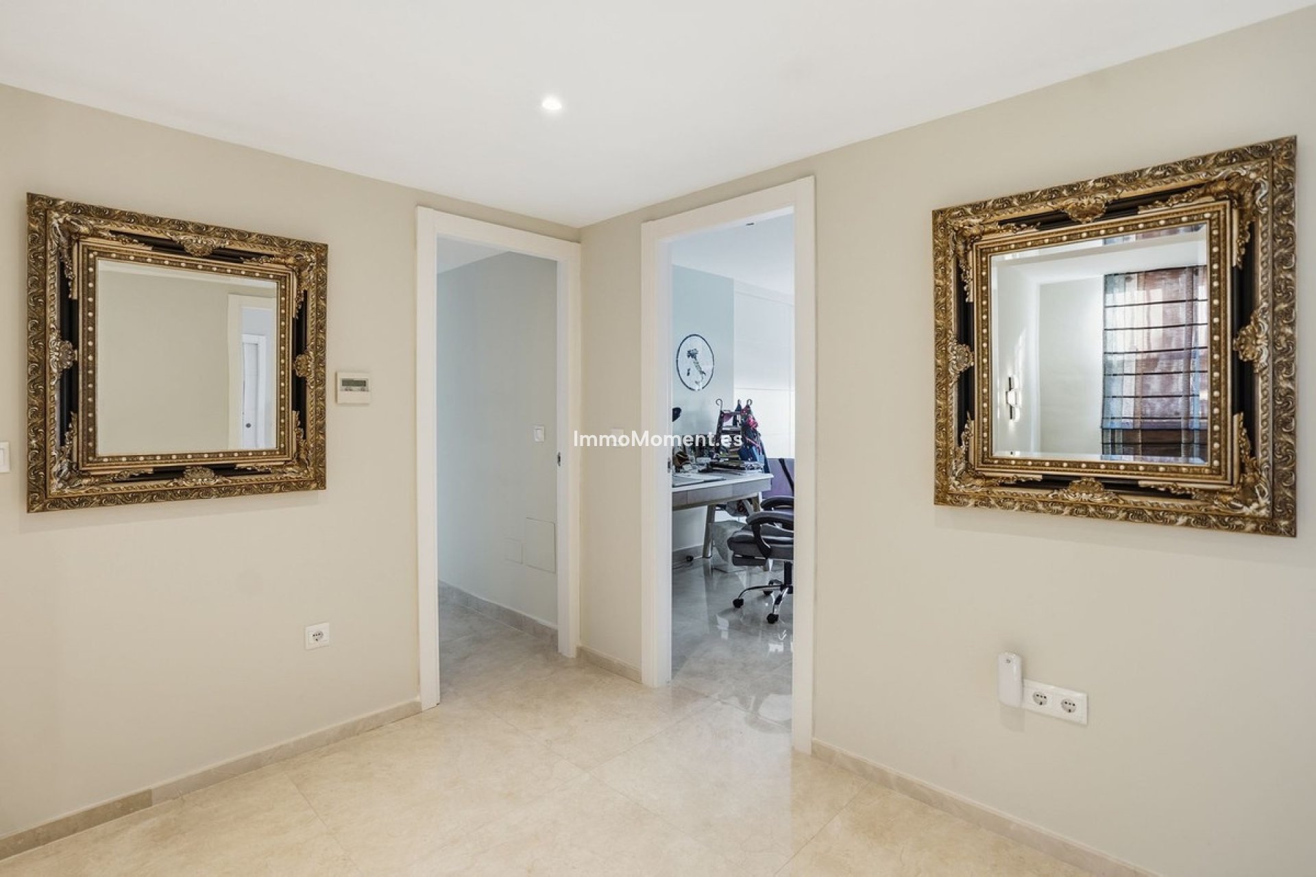 Resale - Detached villa - Benalmadena - Benalmadena Centro