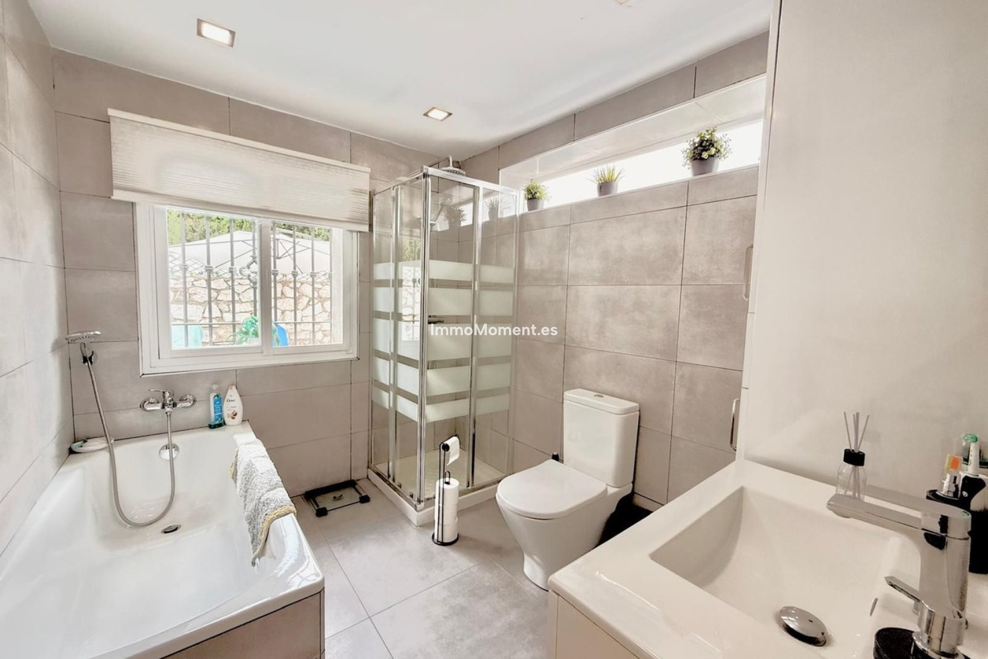 Resale - Detached villa - Benalmadena - Benalmadena Centro