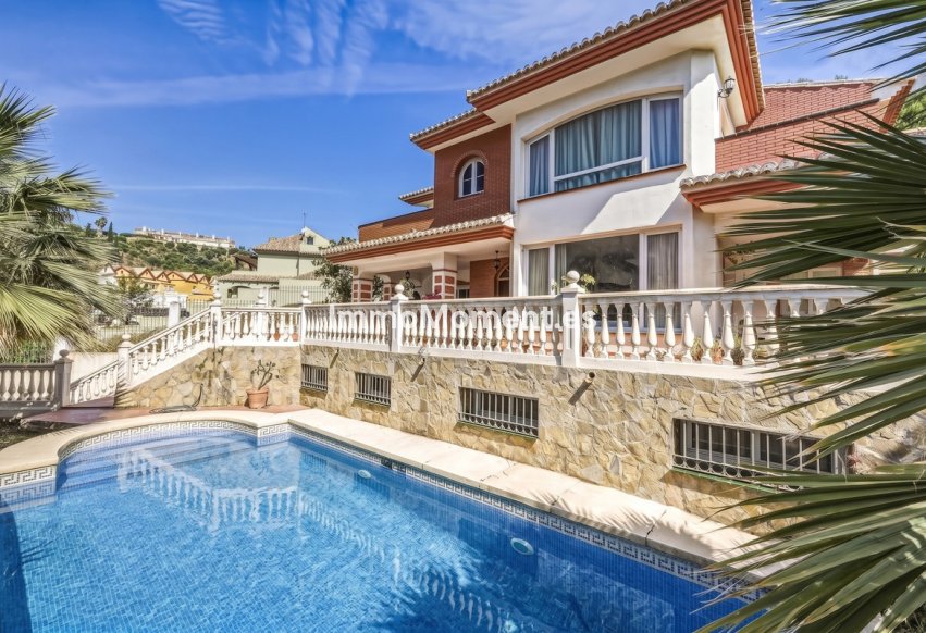 Resale - Detached villa - Benalmadena - Benalmadena Centro