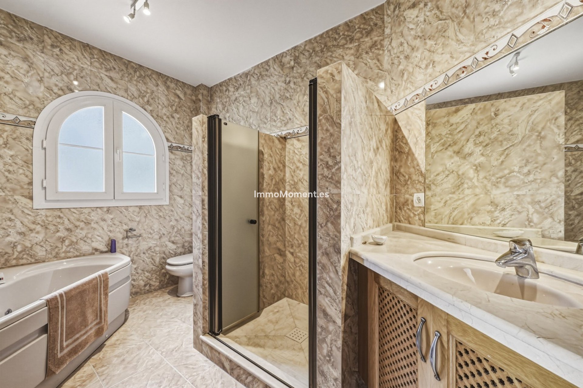 Resale - Detached villa - Benalmadena - Benalmadena Centro