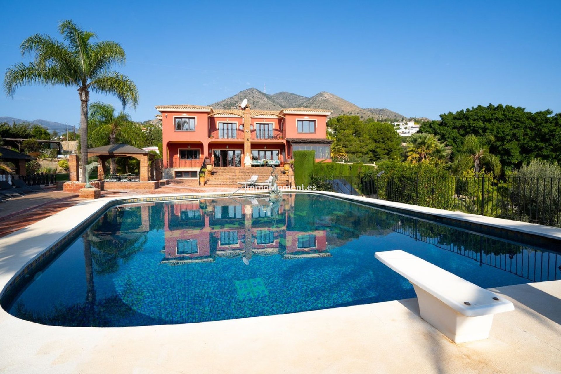 Resale - Detached villa - Benalmadena - Benalmadena Costa