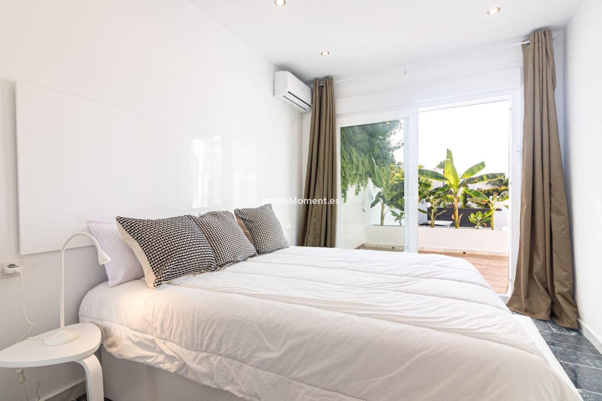 Resale - Detached villa - Benalmadena - Benalmadena Costa