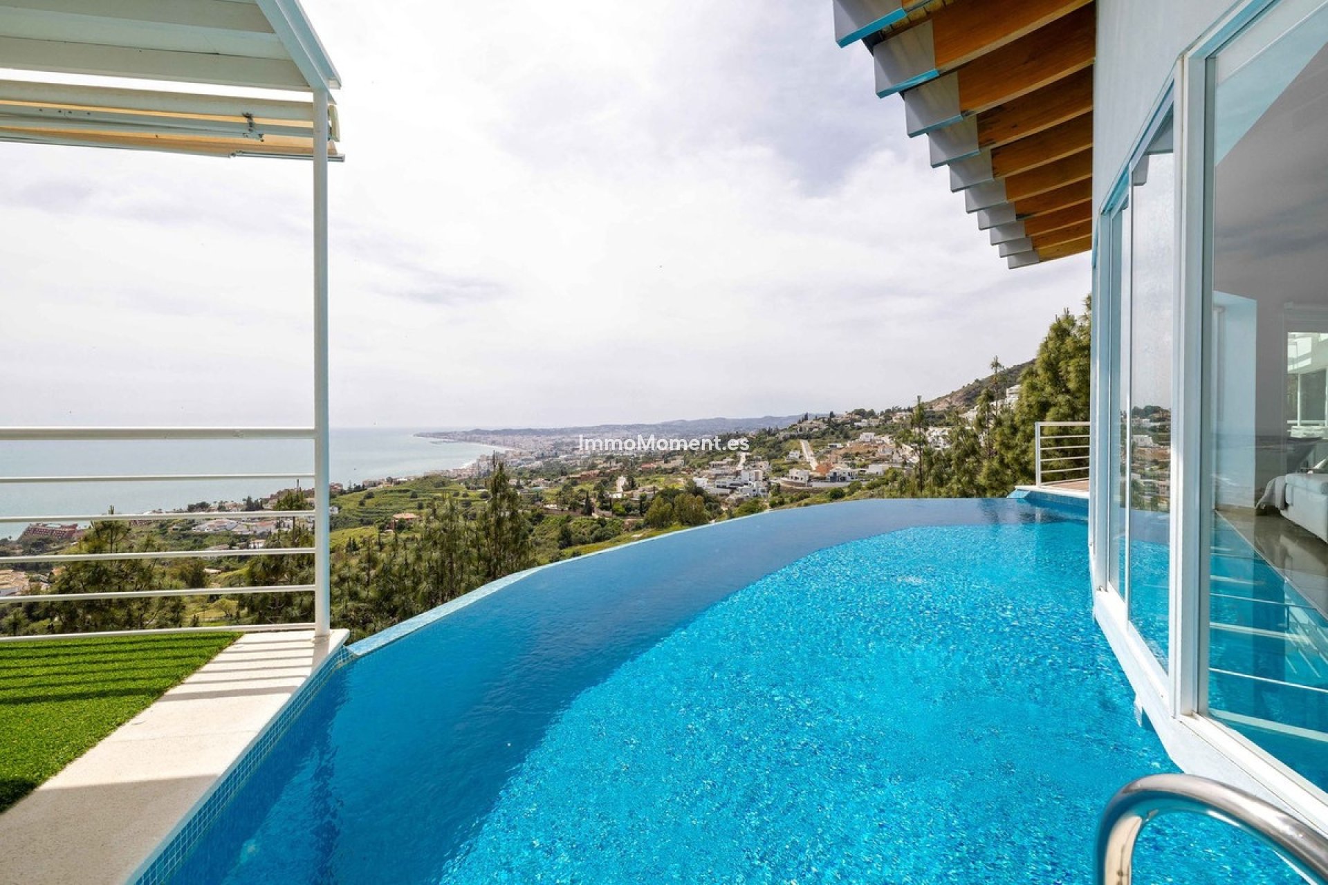Resale - Detached villa - Benalmadena - Benalmadena Costa