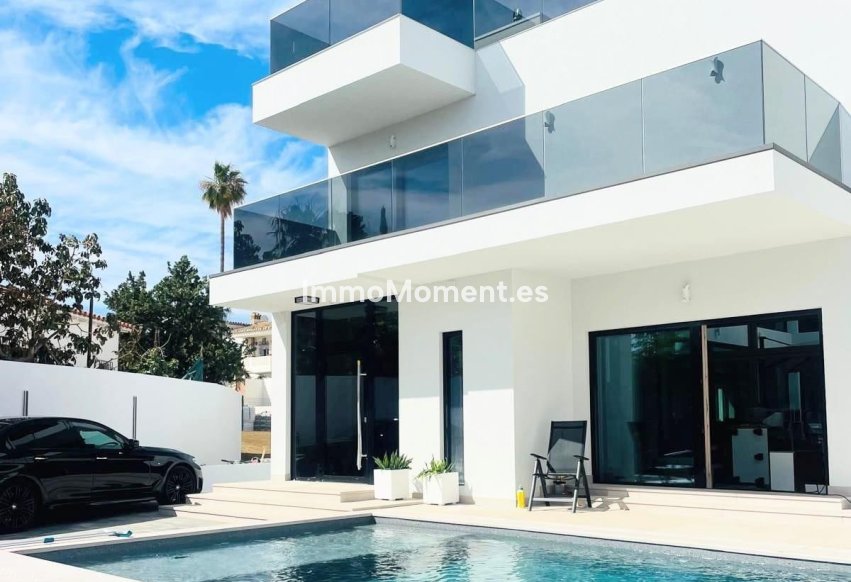 Resale - Detached villa - Benalmadena - Benalmadena Costa
