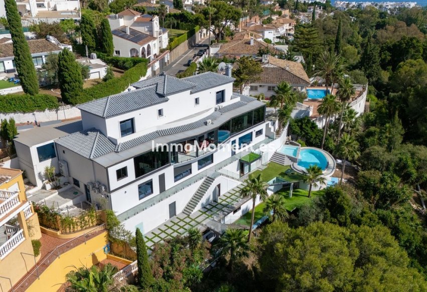 Resale - Detached villa - Benalmadena - Torrequebrada