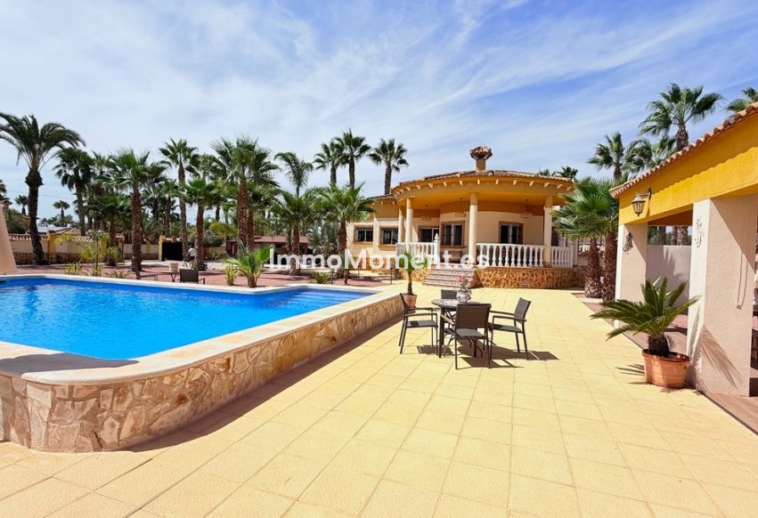 Resale - Detached villa - Catral - Catral Centro