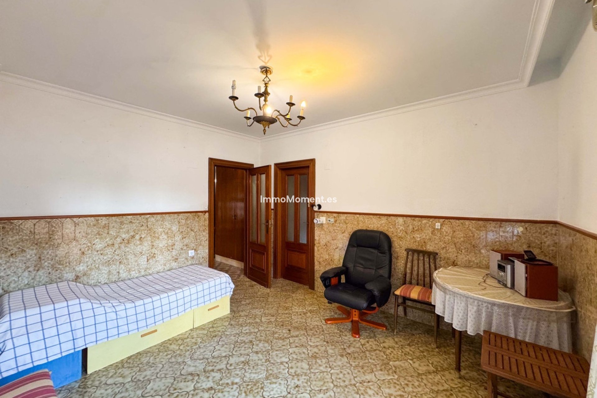 Resale - Detached villa - Elda - Elda Centro