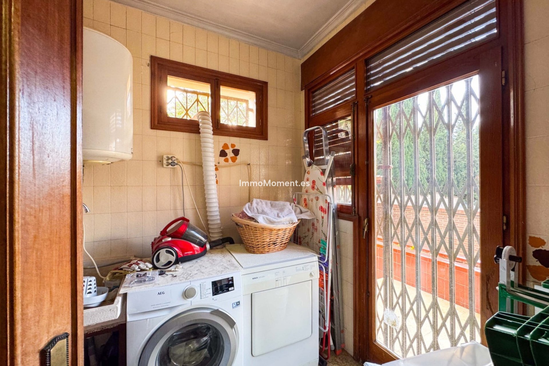 Resale - Detached villa - Elda - Elda Centro