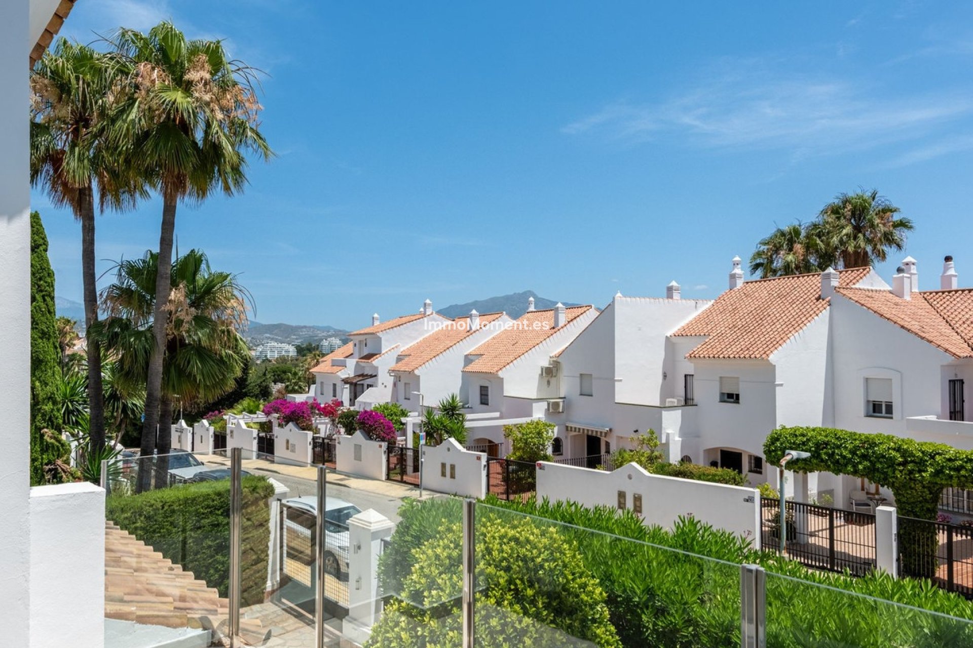 Resale - Detached villa - Estepona - Atalaya