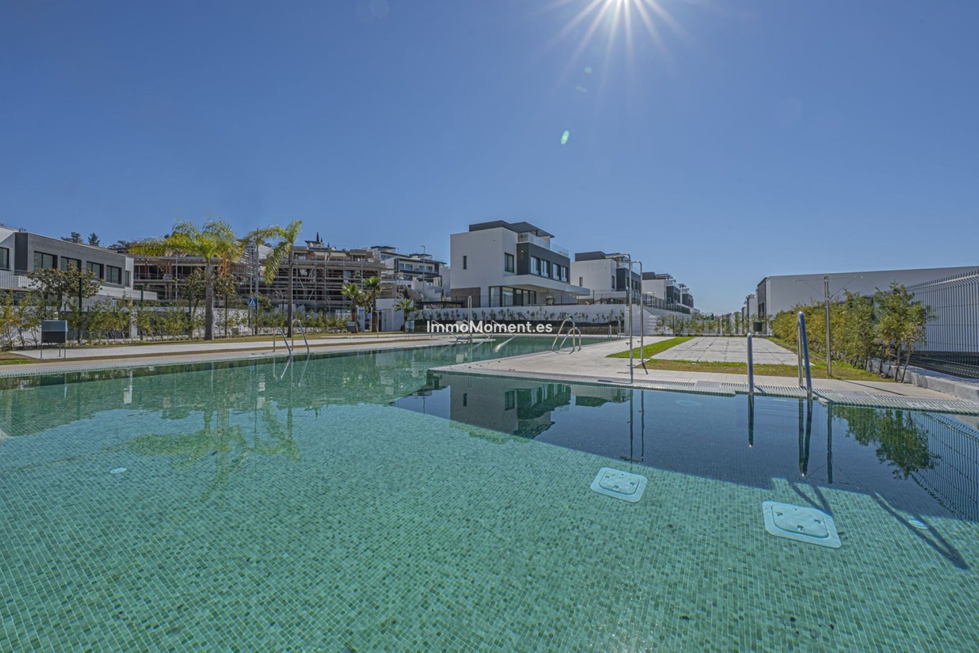 Resale - Detached villa - Estepona - Atalaya
