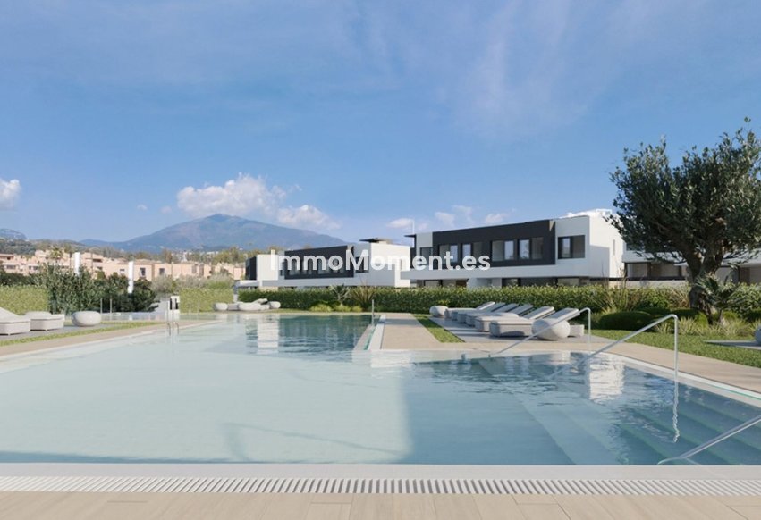 Resale - Detached villa - Estepona - Atalaya