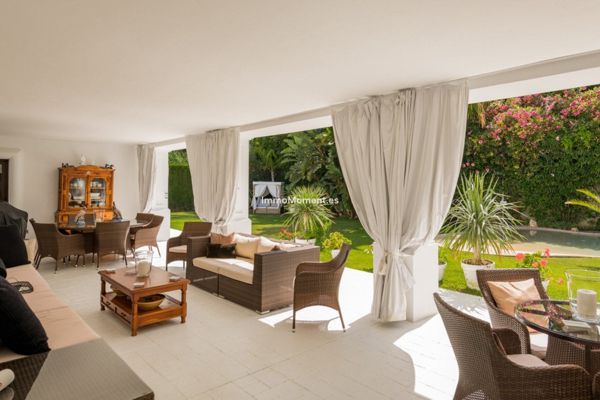 Resale - Detached villa - Estepona - Atalaya
