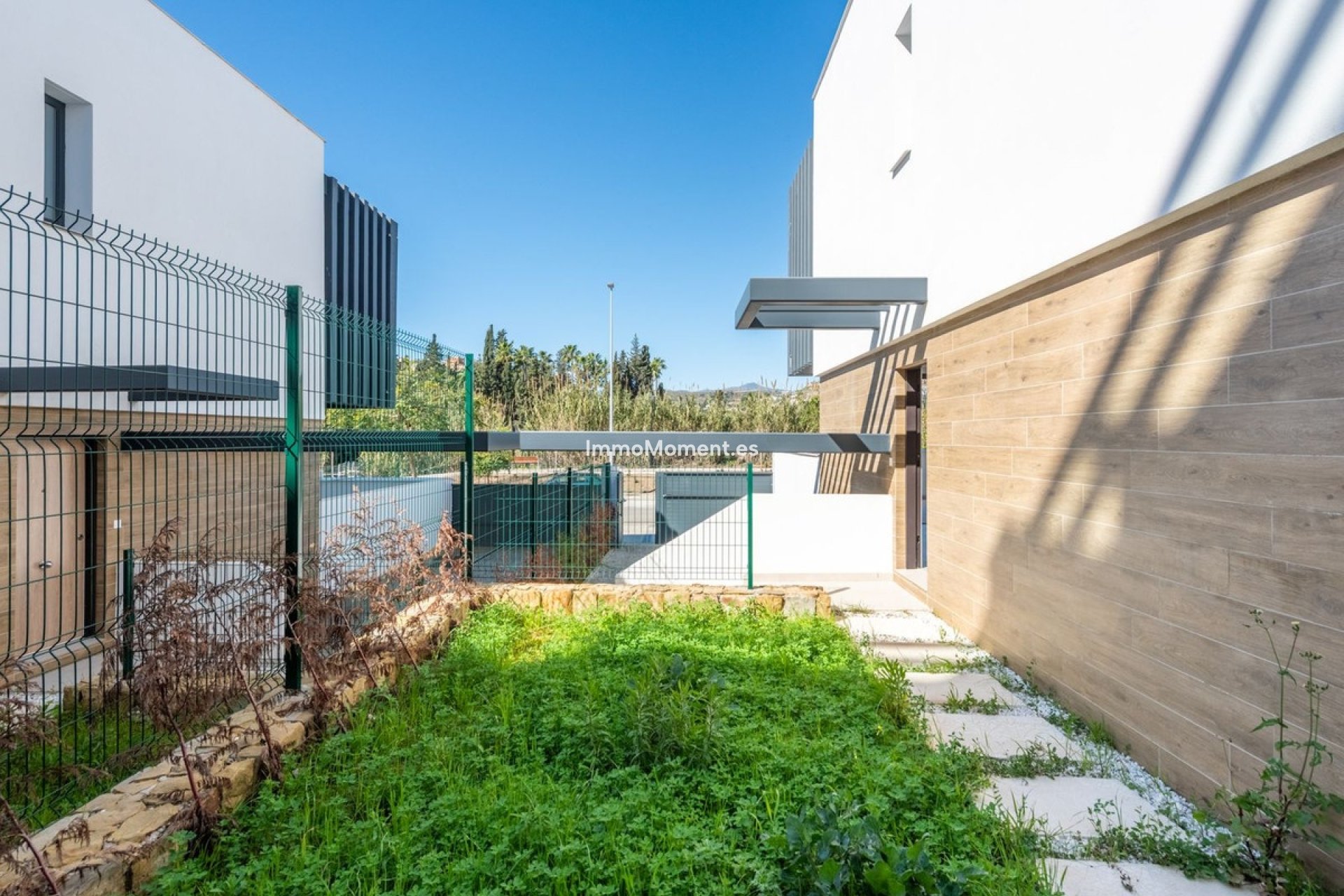 Resale - Detached villa - Estepona - Atalaya