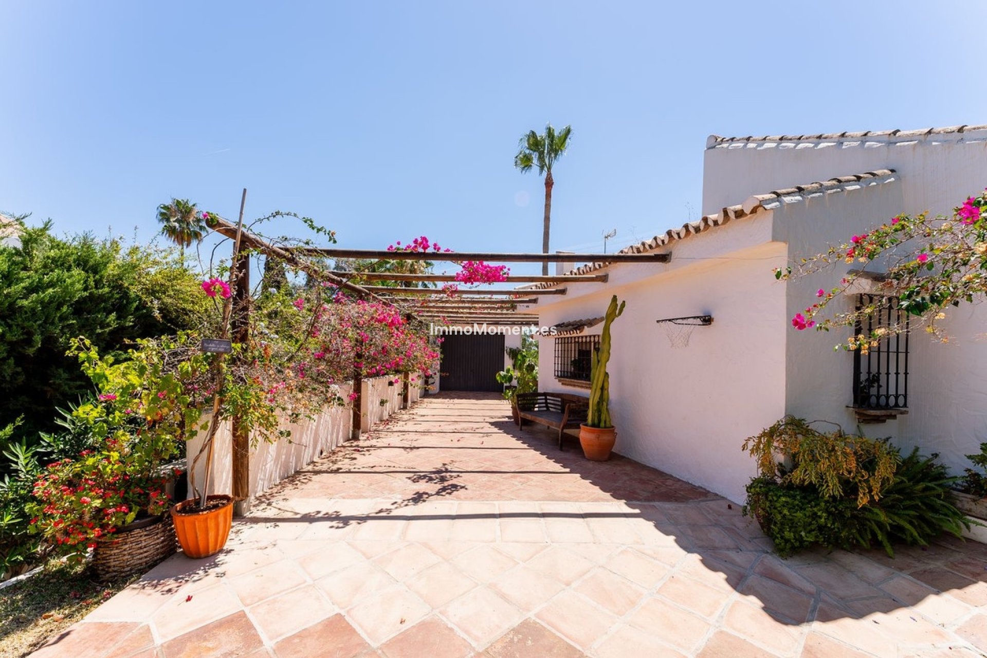 Resale - Detached villa - Estepona - Atalaya