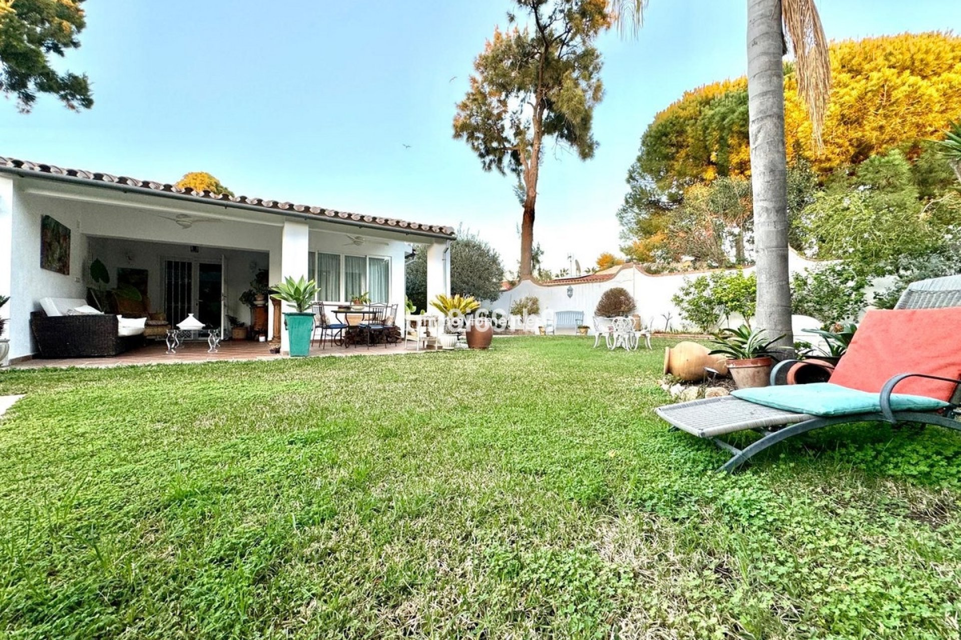 Resale - Detached villa - Estepona - Atalaya