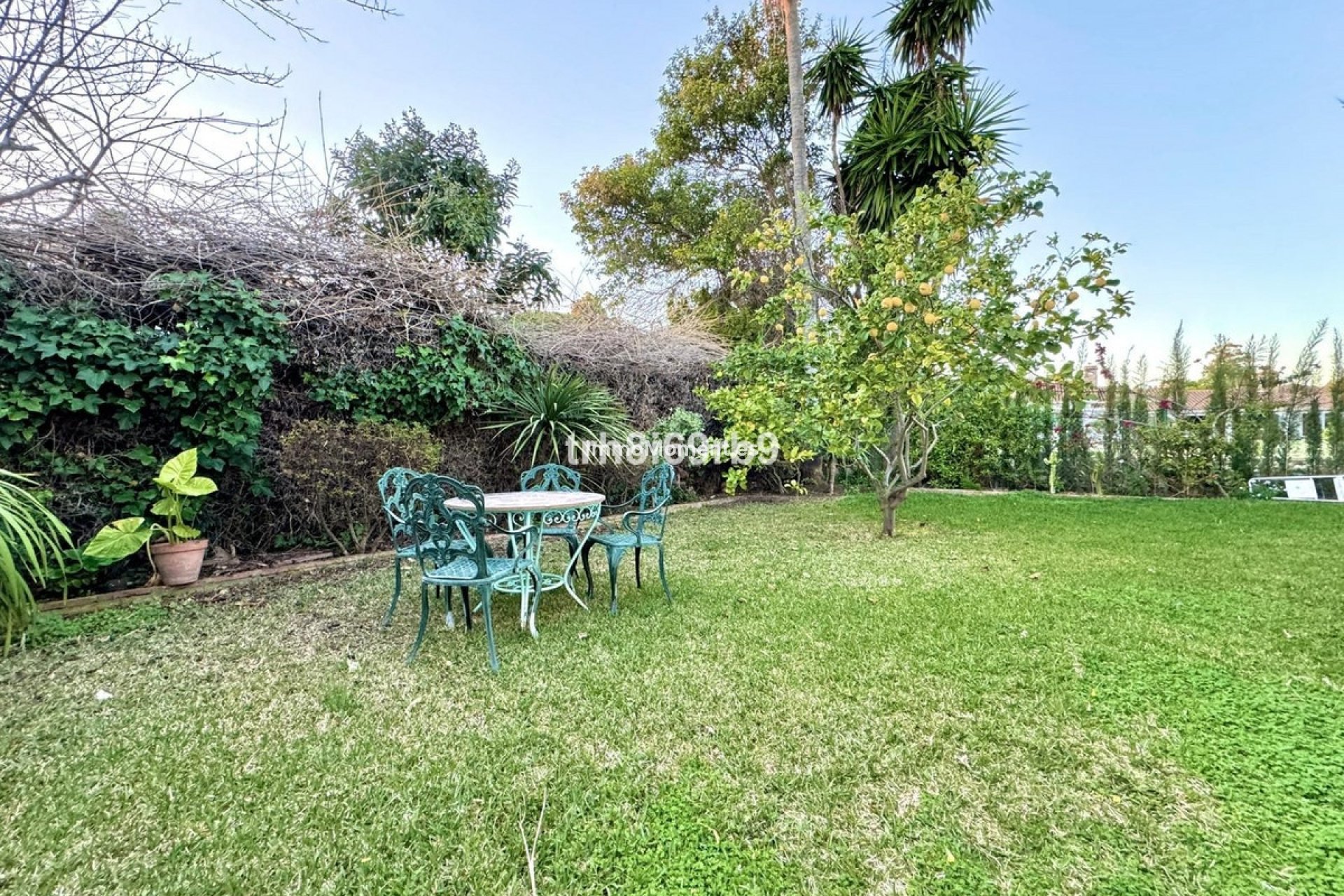 Resale - Detached villa - Estepona - Atalaya