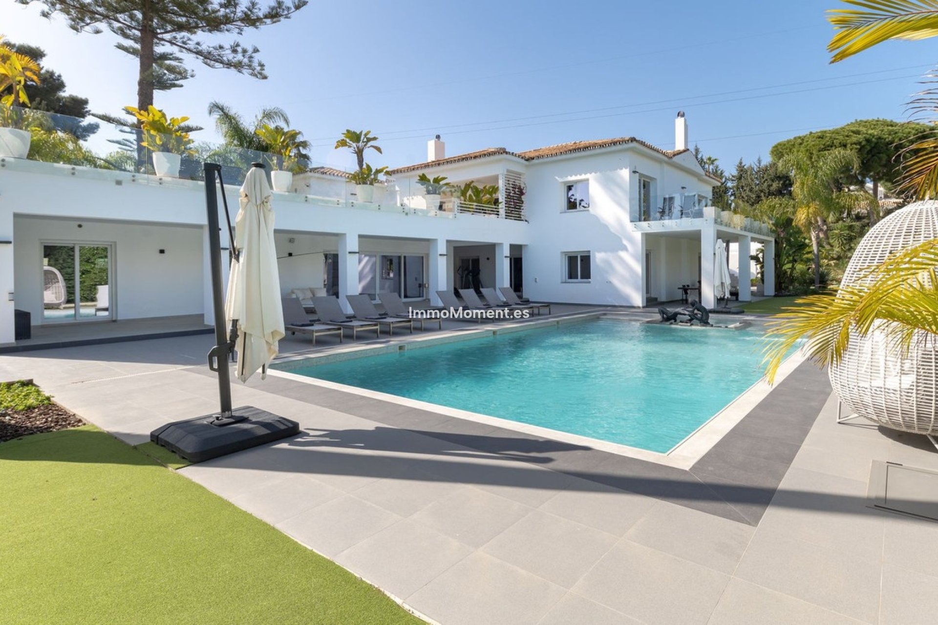 Resale - Detached villa - Estepona - Atalaya