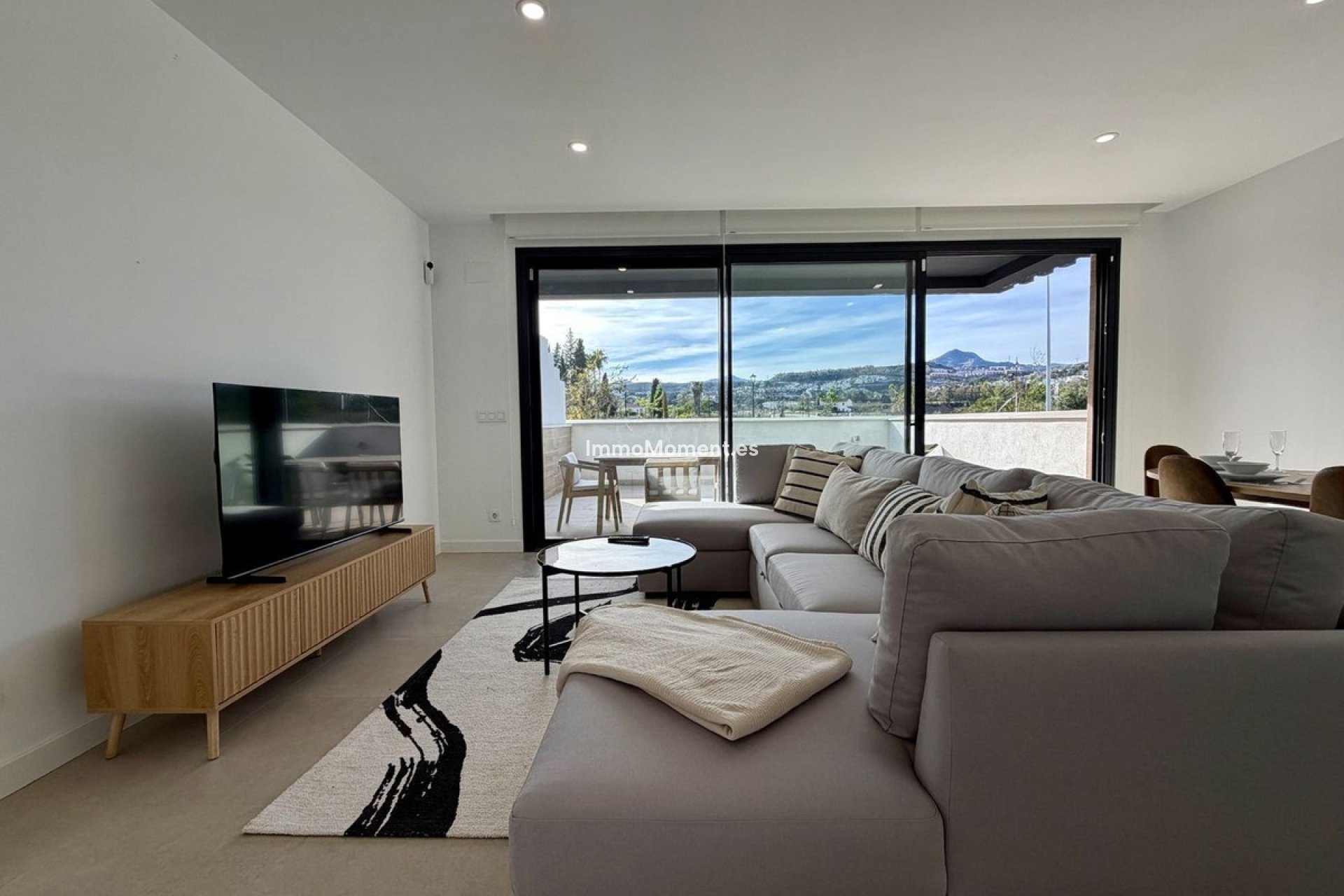 Resale - Detached villa - Estepona - Atalaya