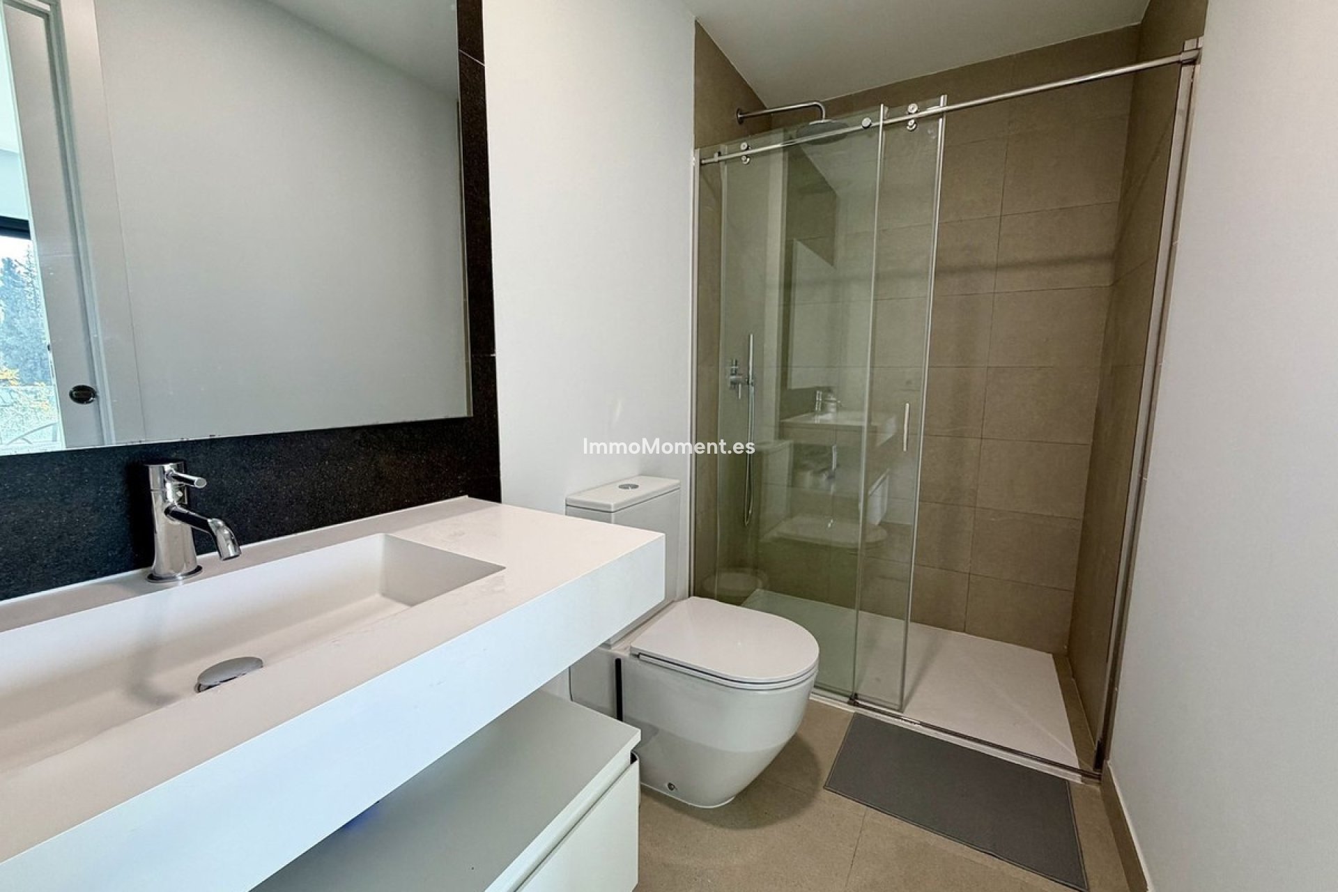 Resale - Detached villa - Estepona - Atalaya