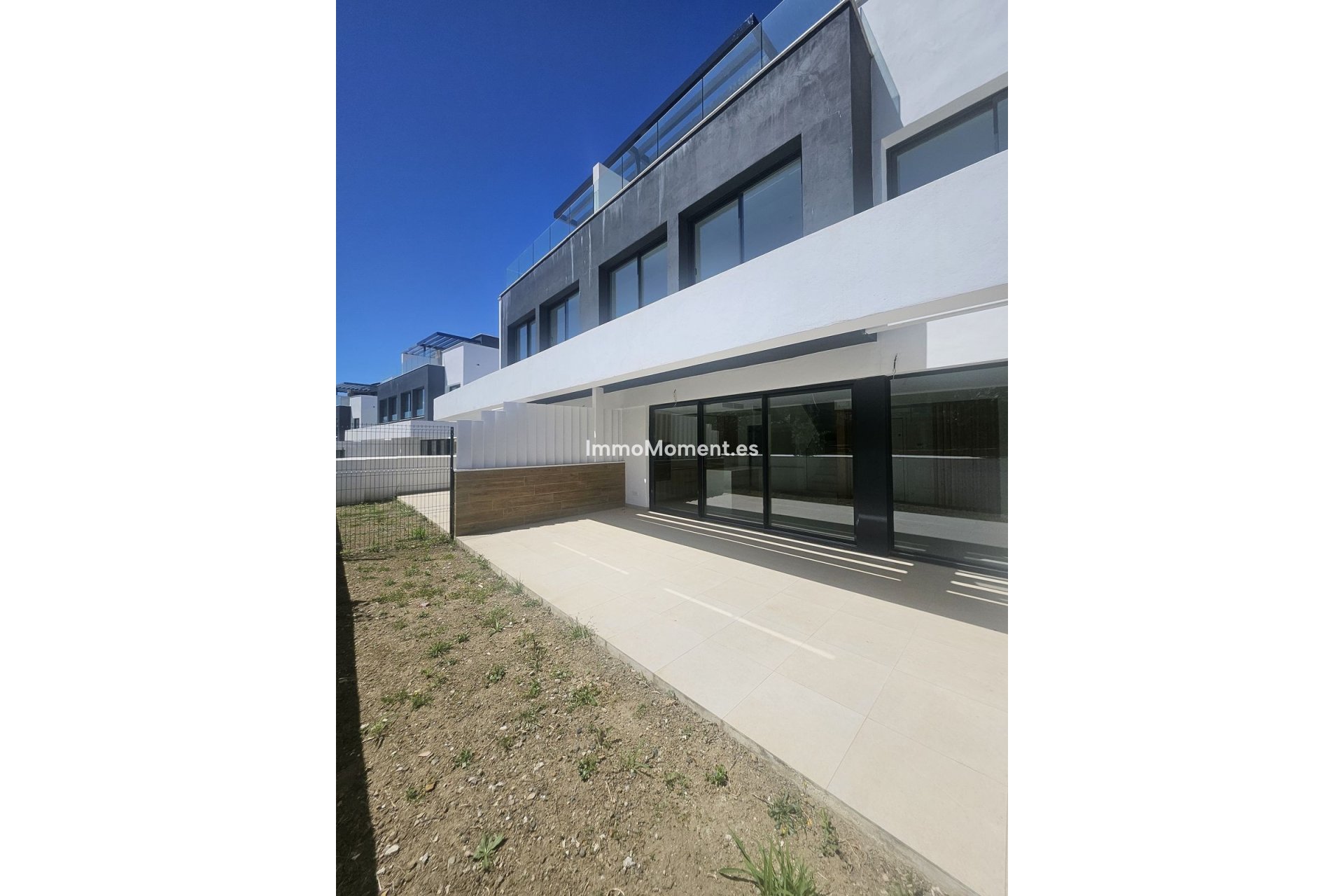 Resale - Detached villa - Estepona - Atalaya
