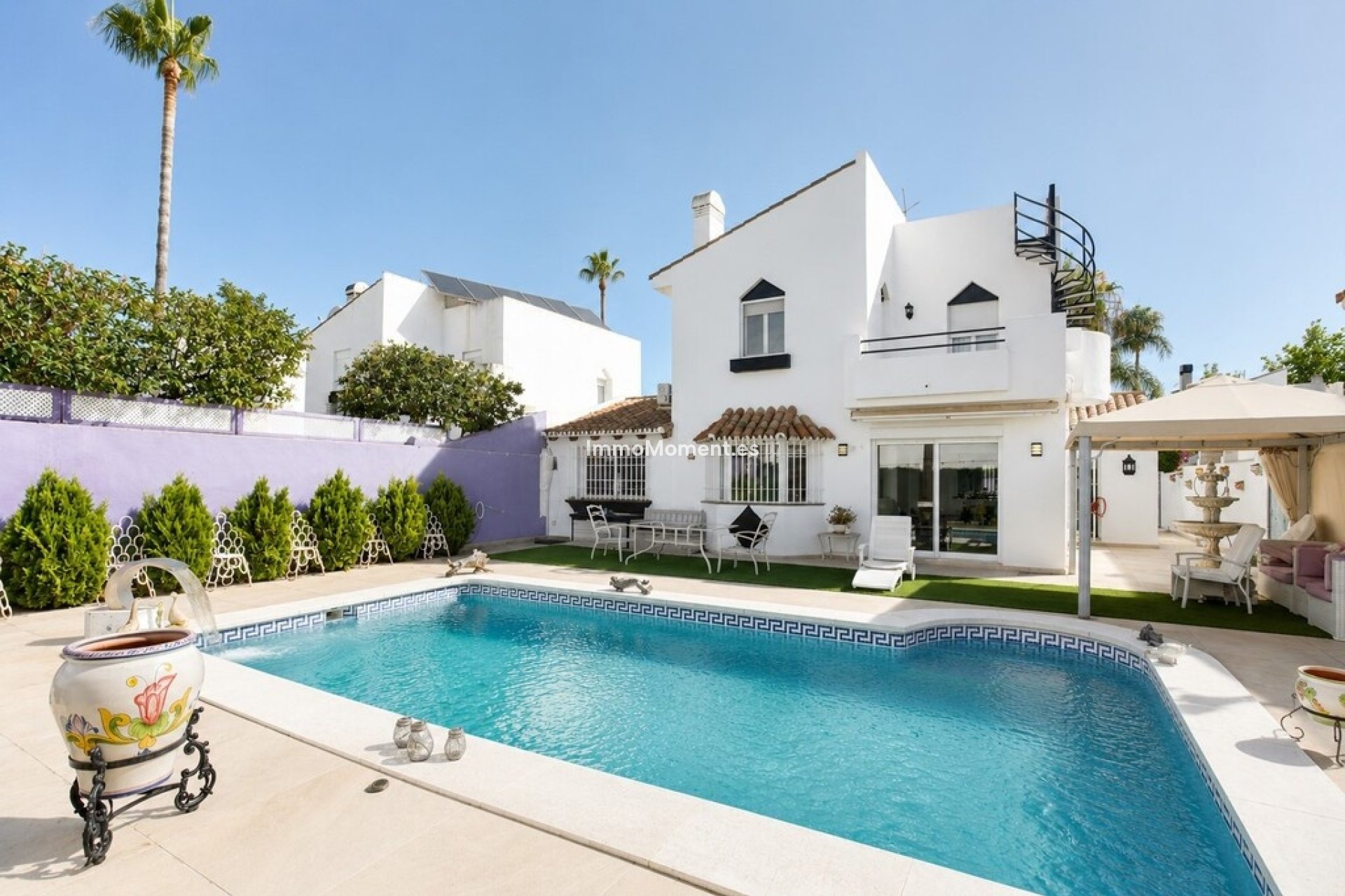 Resale - Detached villa - Estepona - Atalaya