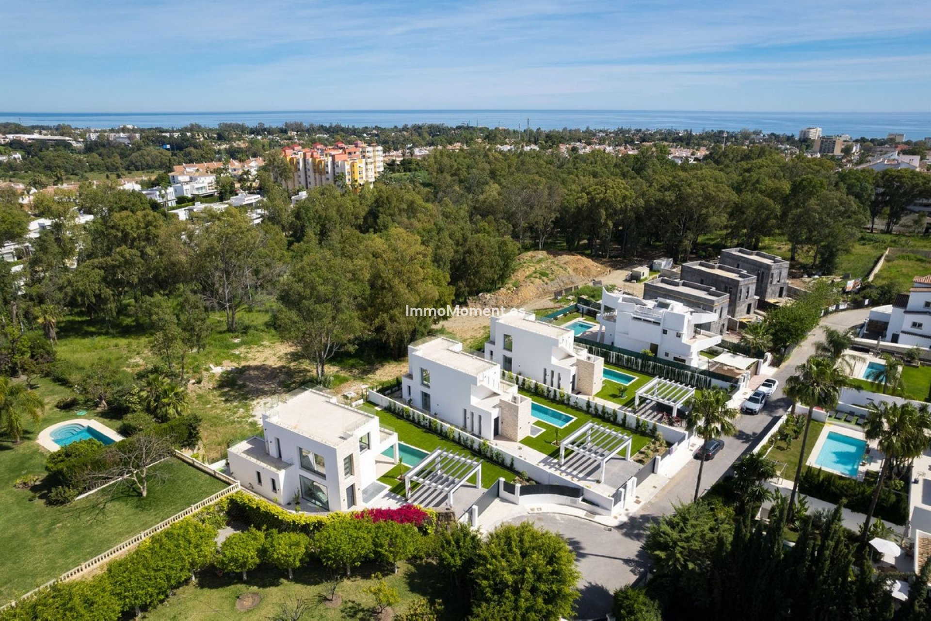 Resale - Detached villa - Estepona - Atalaya