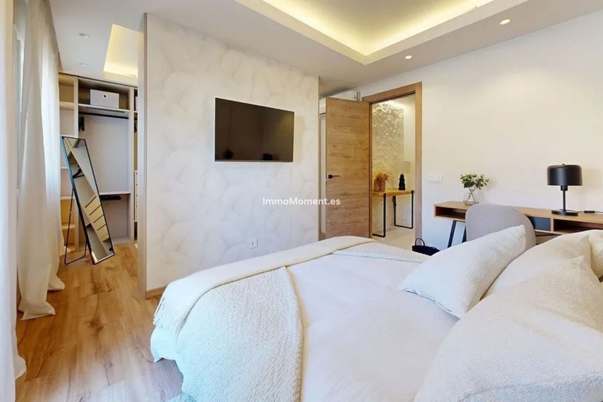 Resale - Detached villa - Estepona - Atalaya