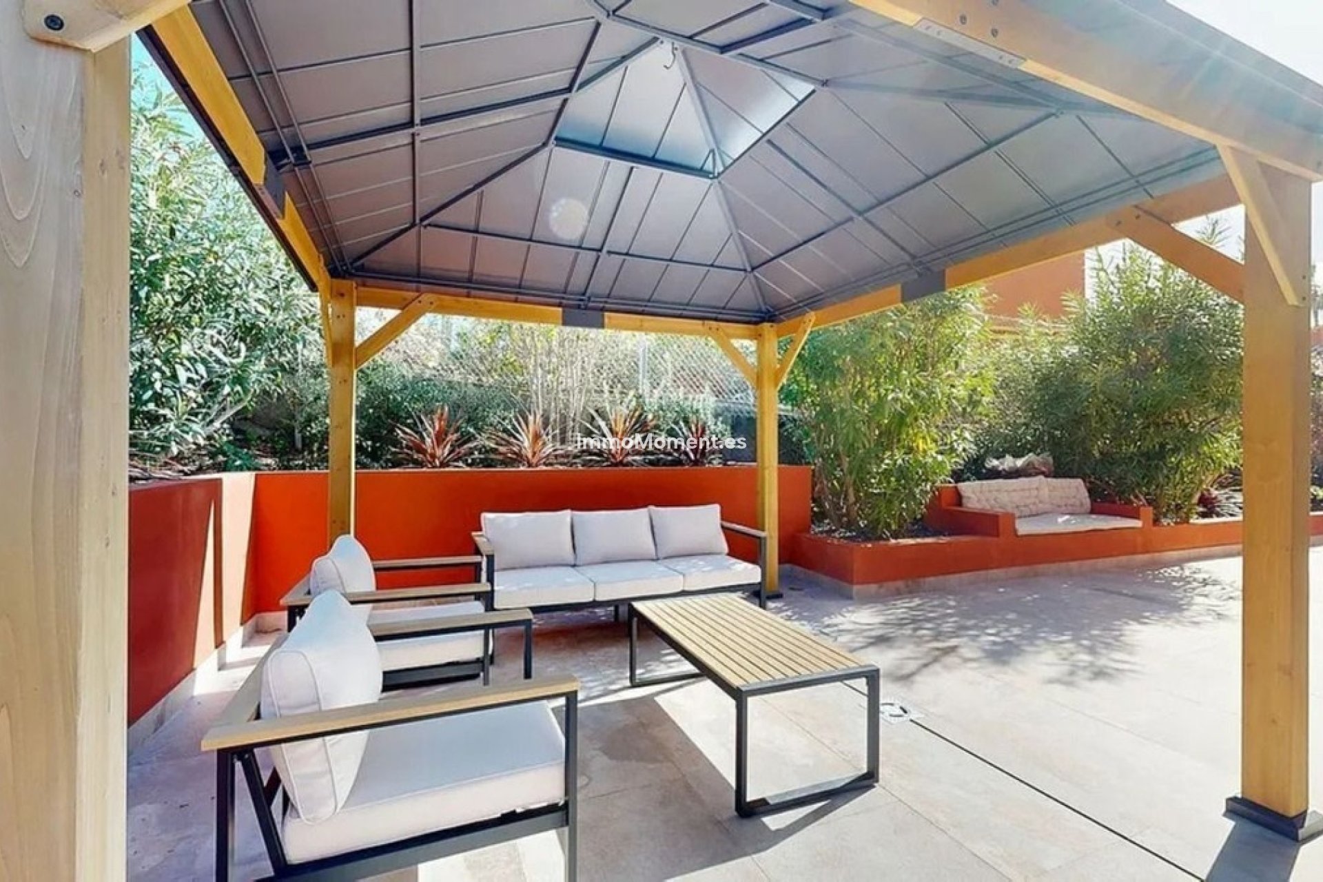 Resale - Detached villa - Estepona - Atalaya