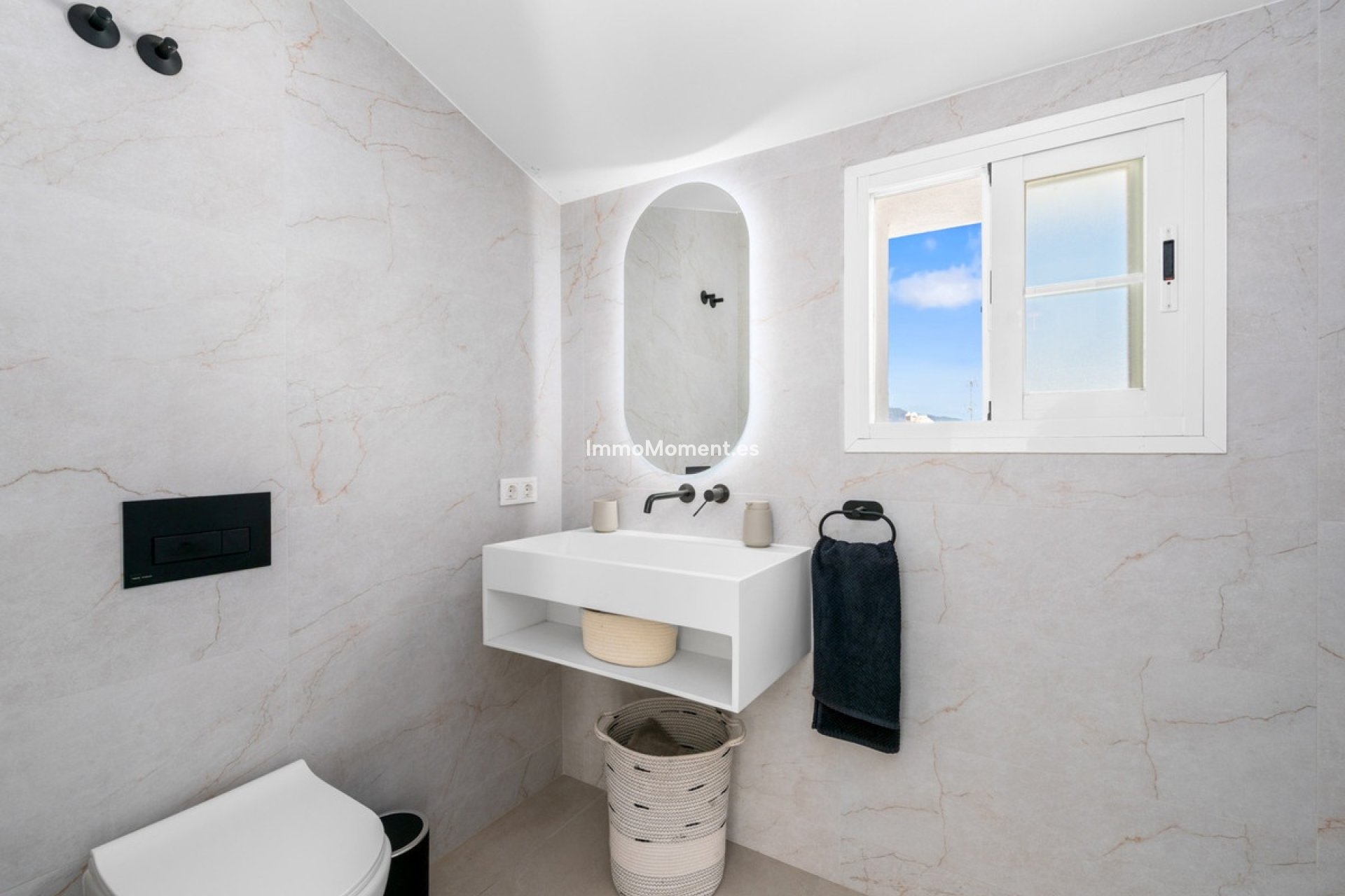Resale - Detached villa - Estepona - Bel Air