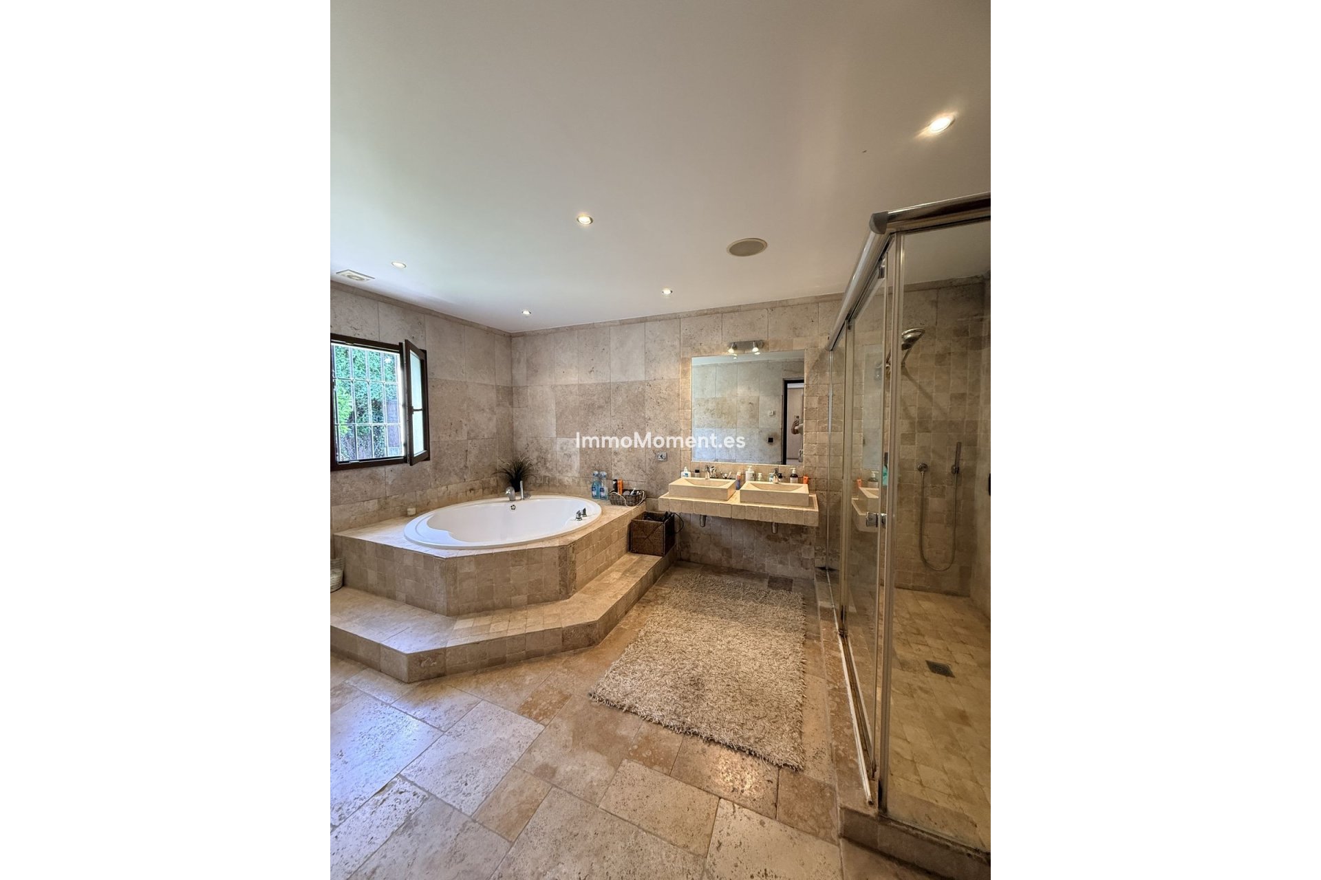Resale - Detached villa - Estepona - Bel Air