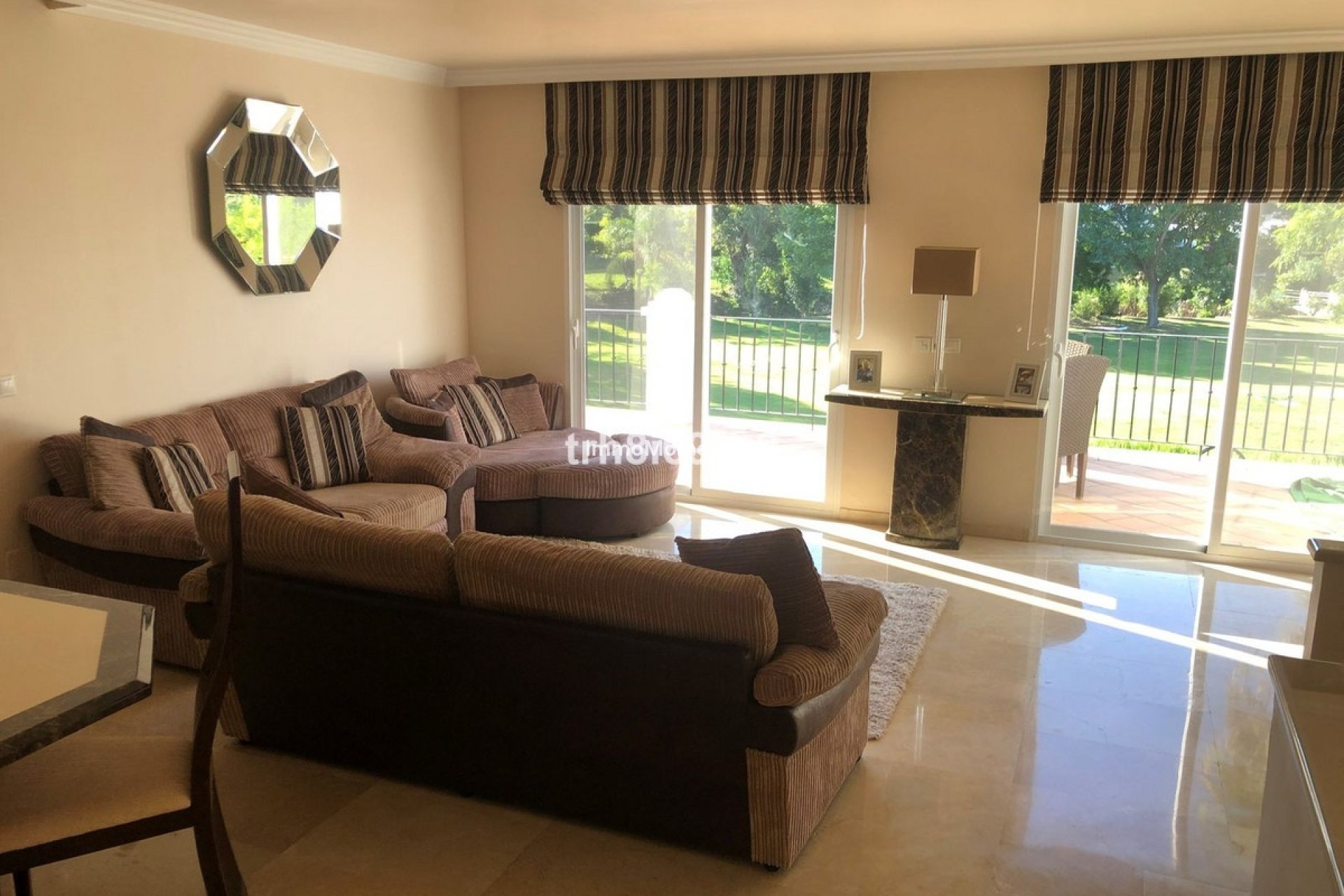 Resale - Detached villa - Estepona - Benamara