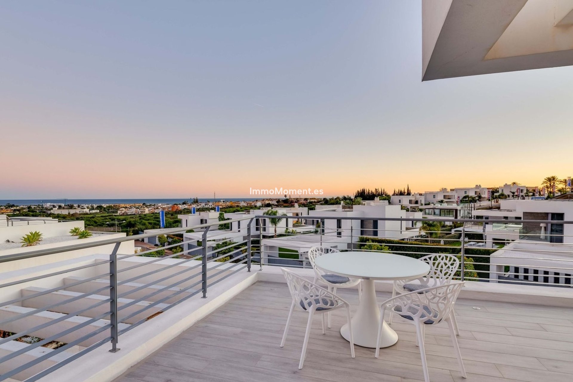 Resale - Detached villa - Estepona - Cancelada