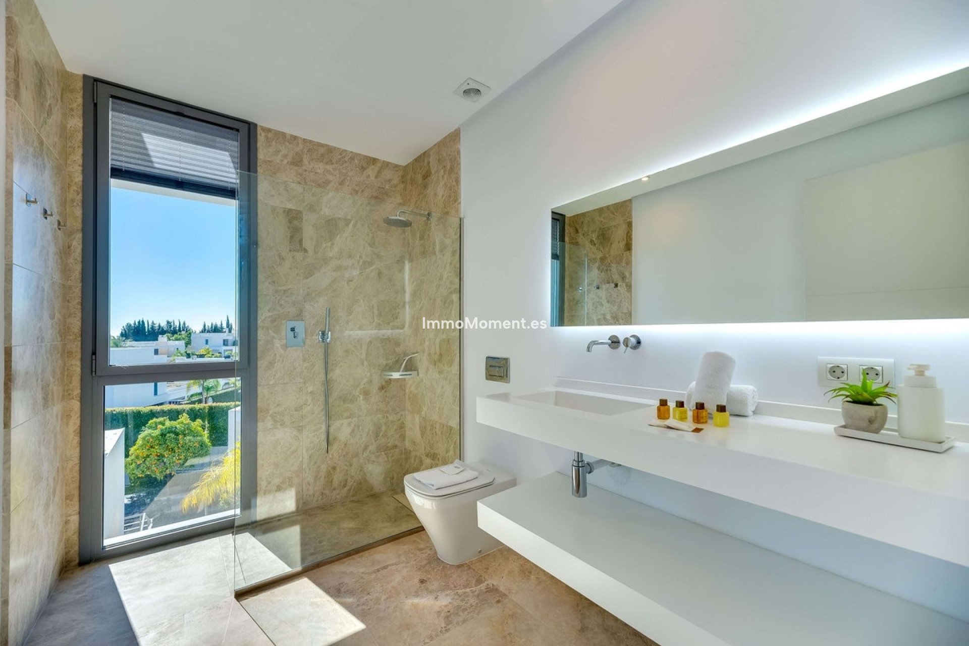 Resale - Detached villa - Estepona - Cancelada