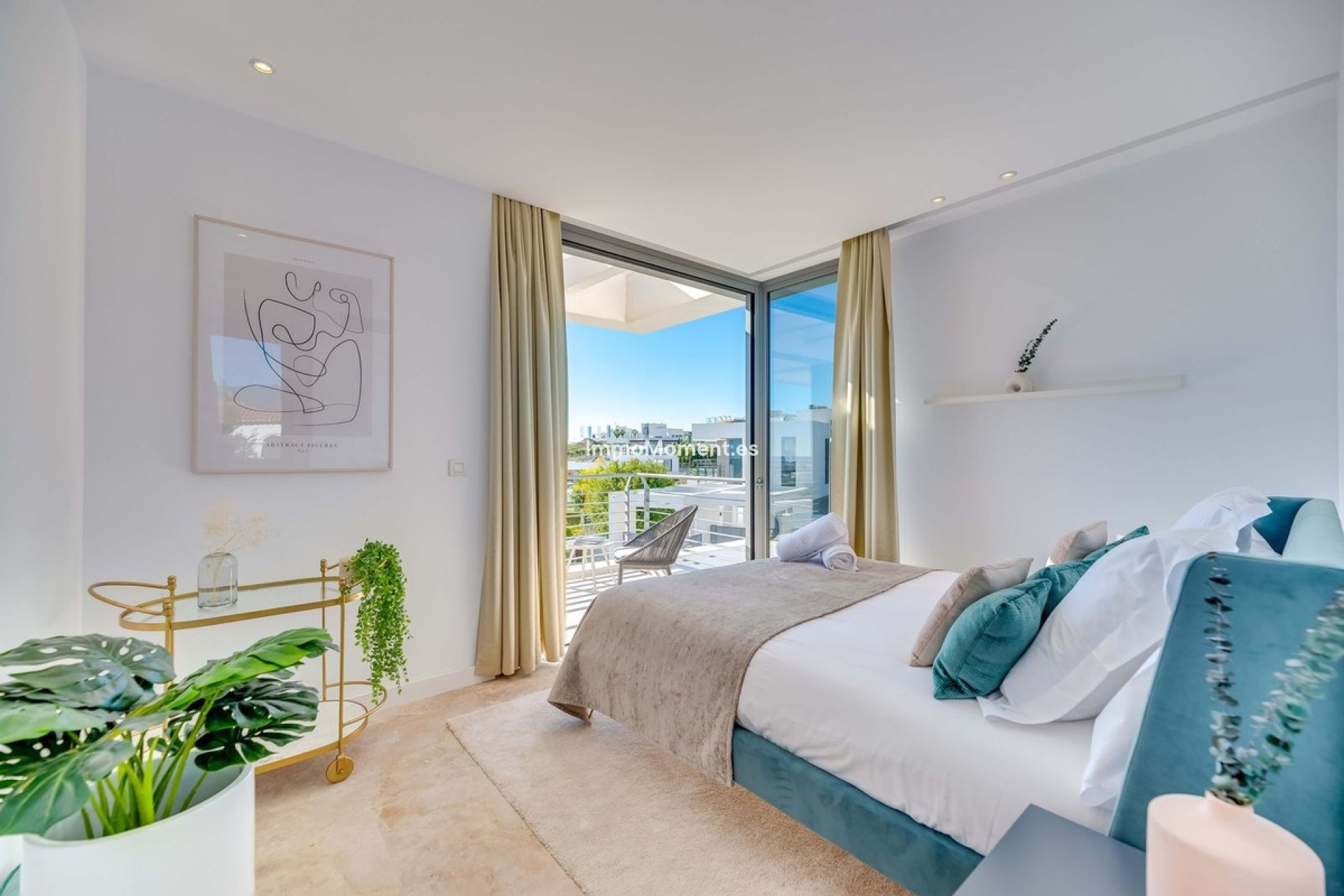 Resale - Detached villa - Estepona - Cancelada