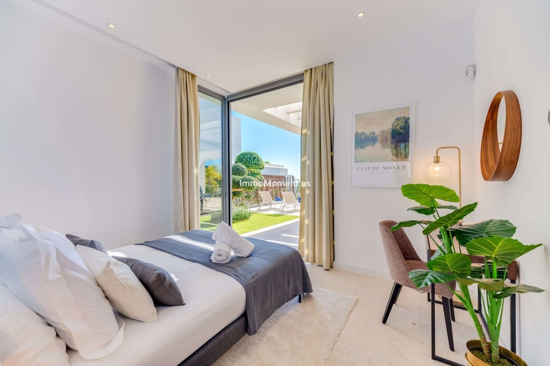 Resale - Detached villa - Estepona - Cancelada