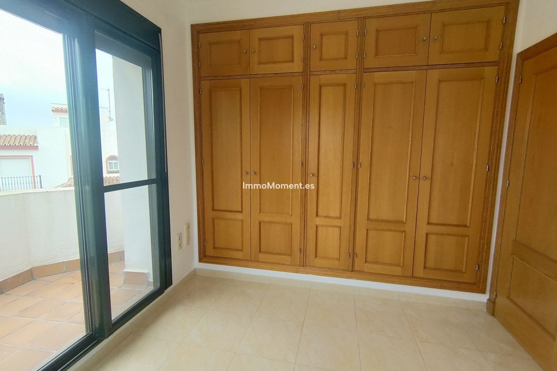 Resale - Detached villa - Estepona - Cancelada