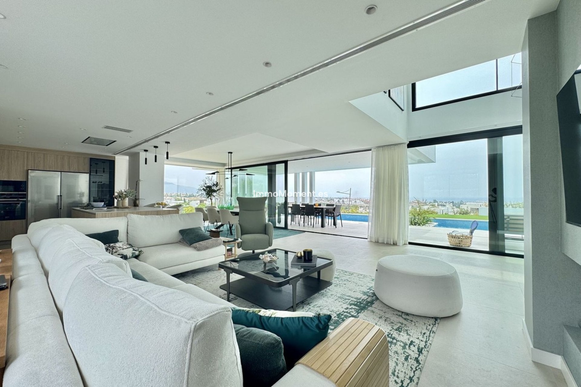 Resale - Detached villa - Estepona - Cancelada