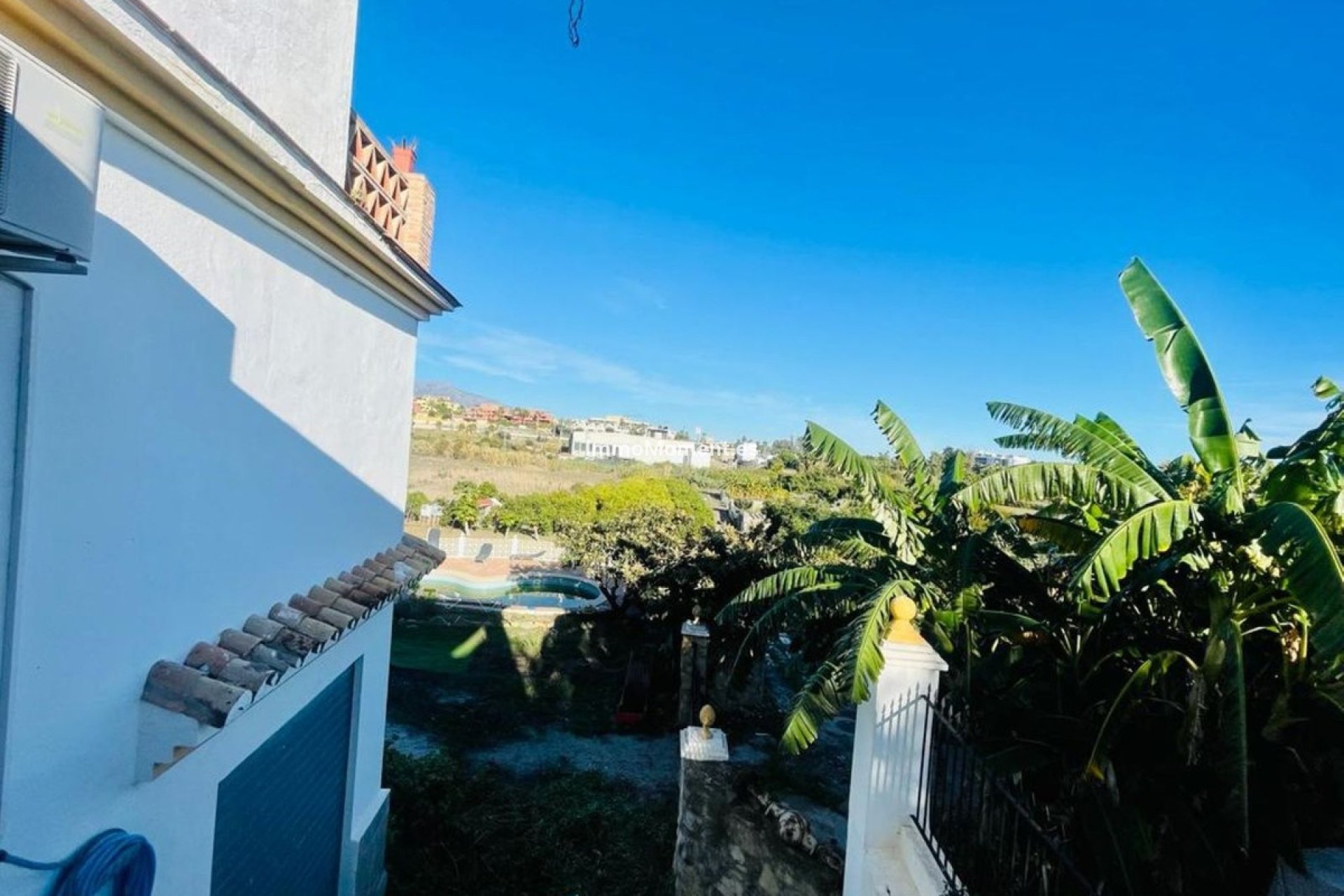 Resale - Detached villa - Estepona - Cancelada