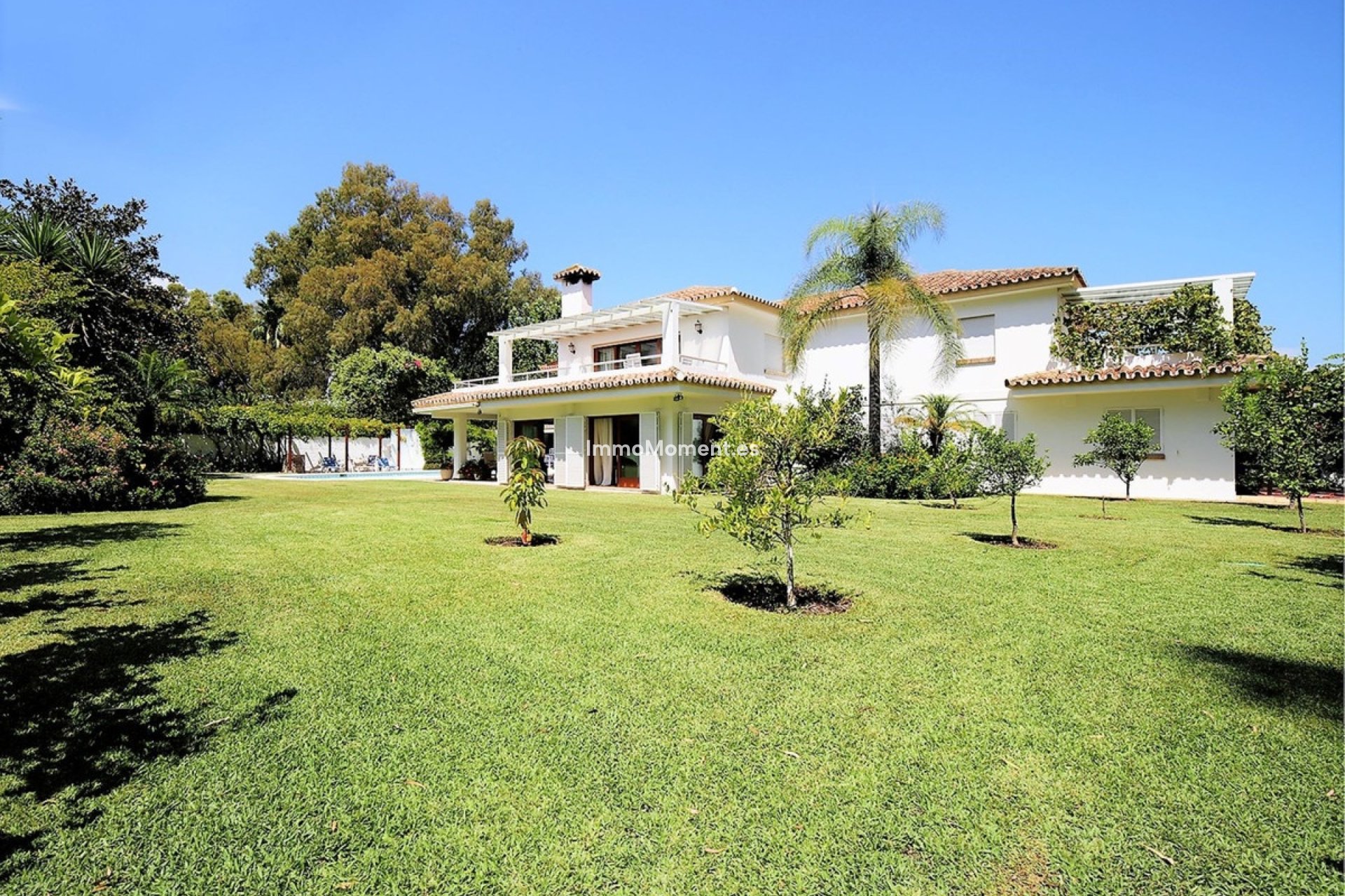 Resale - Detached villa - Estepona - Costalita