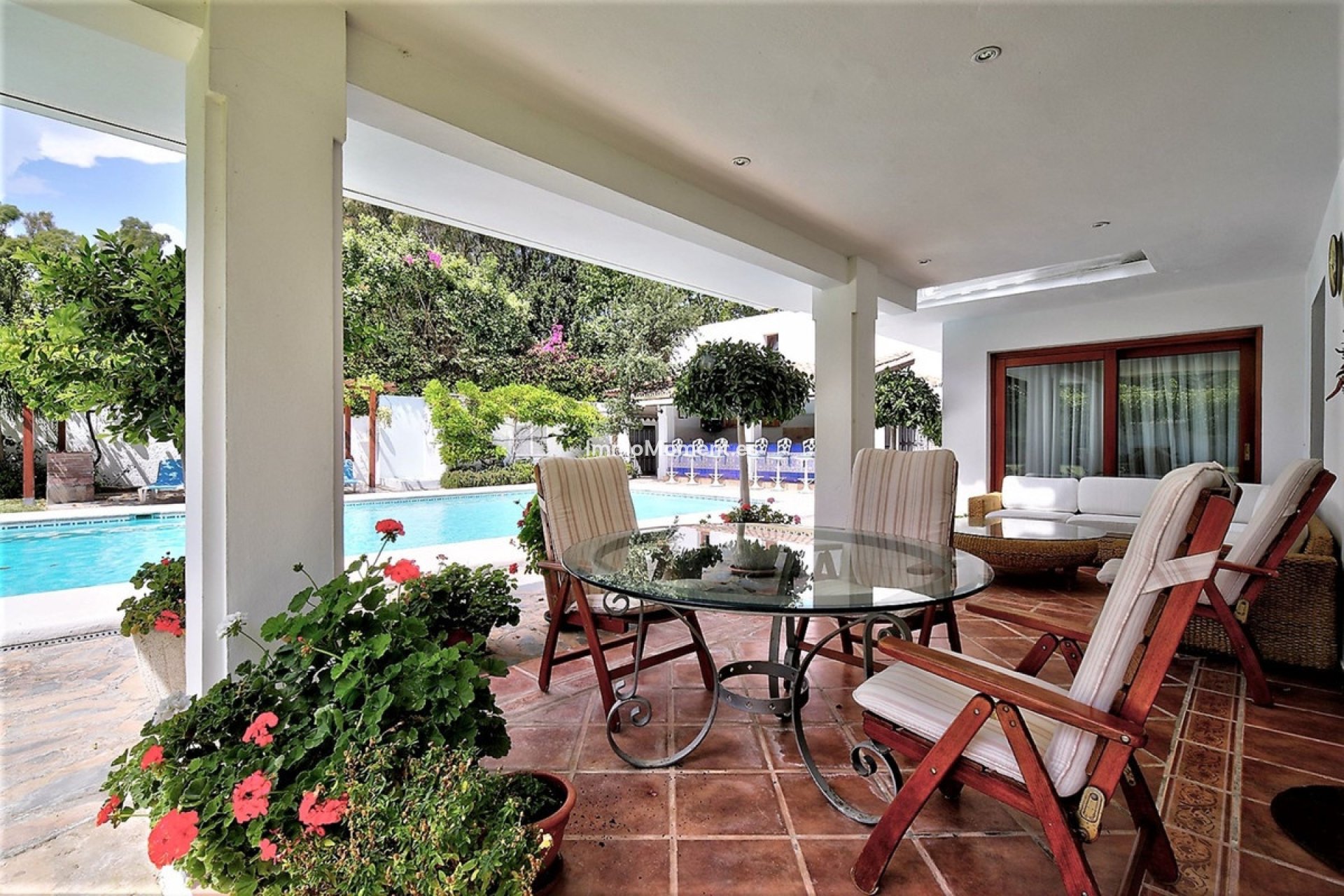 Resale - Detached villa - Estepona - Costalita