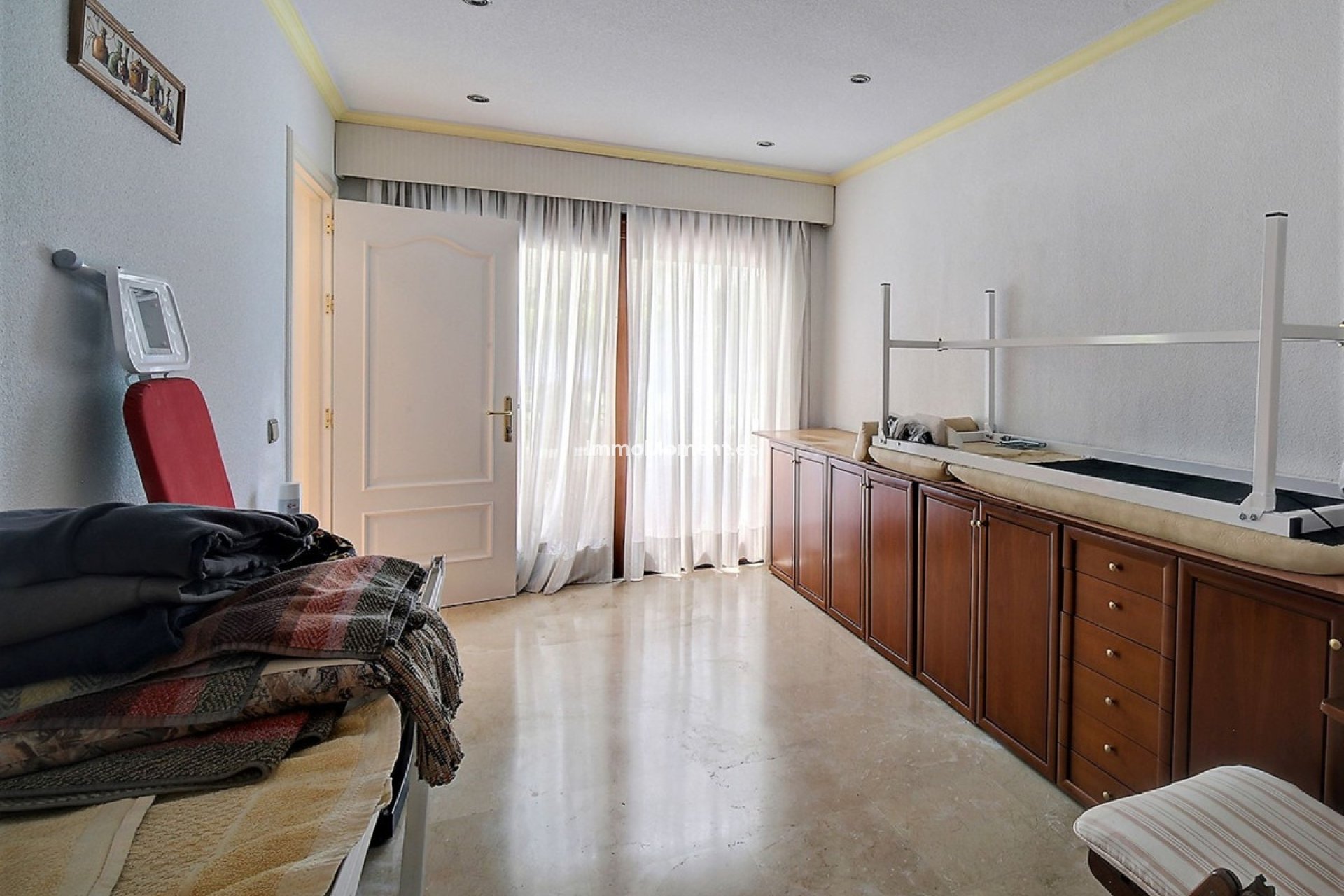 Resale - Detached villa - Estepona - Costalita