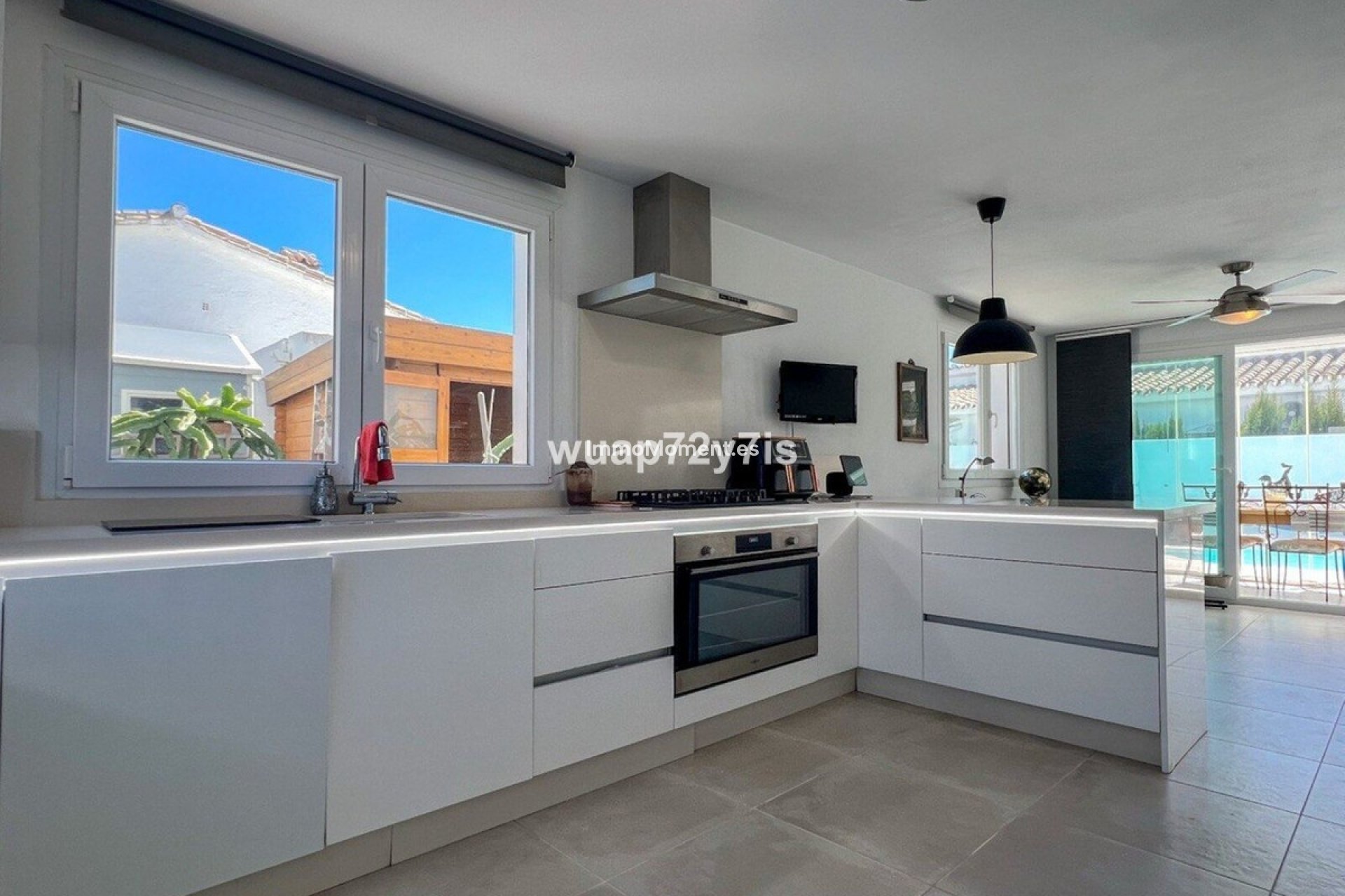 Resale - Detached villa - Estepona - Costalita