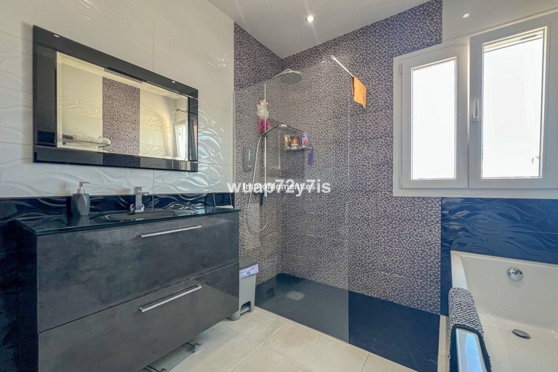 Resale - Detached villa - Estepona - Costalita